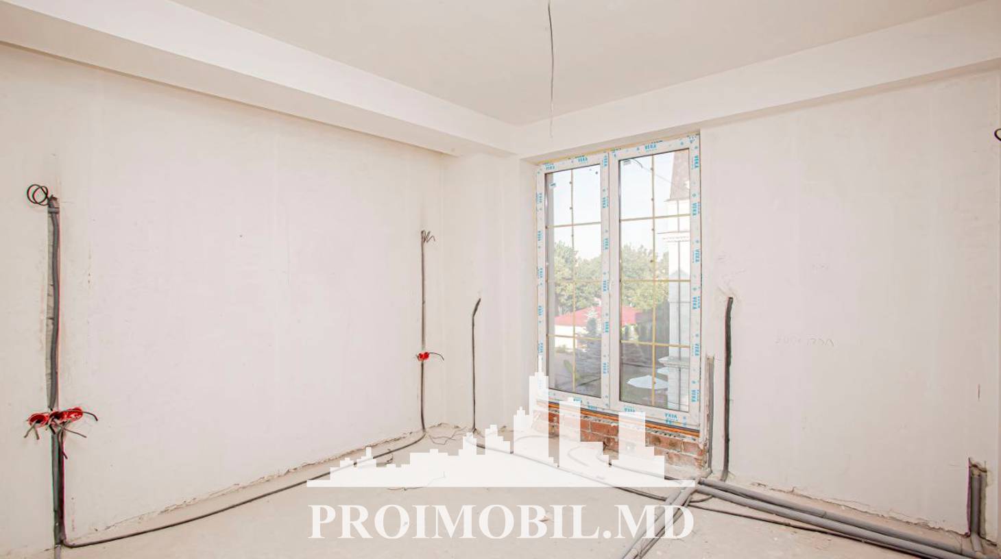 https://images.proimobil.md/lClU-bw5wdRE5YYsRzHUCHCyPY3_AYFesDJzjHMzRV8/watermark:0.75:so:0:30:0.39/resize:fill:1460:816:1/gravity:ce/bG9jYWw6Ly8vZXN0YXRlL2xyLzcwZTM4MTdjLWU4M2ItNGZhMS05YmI2LWEzZTFhYjY1MzhjZC5qcGVn