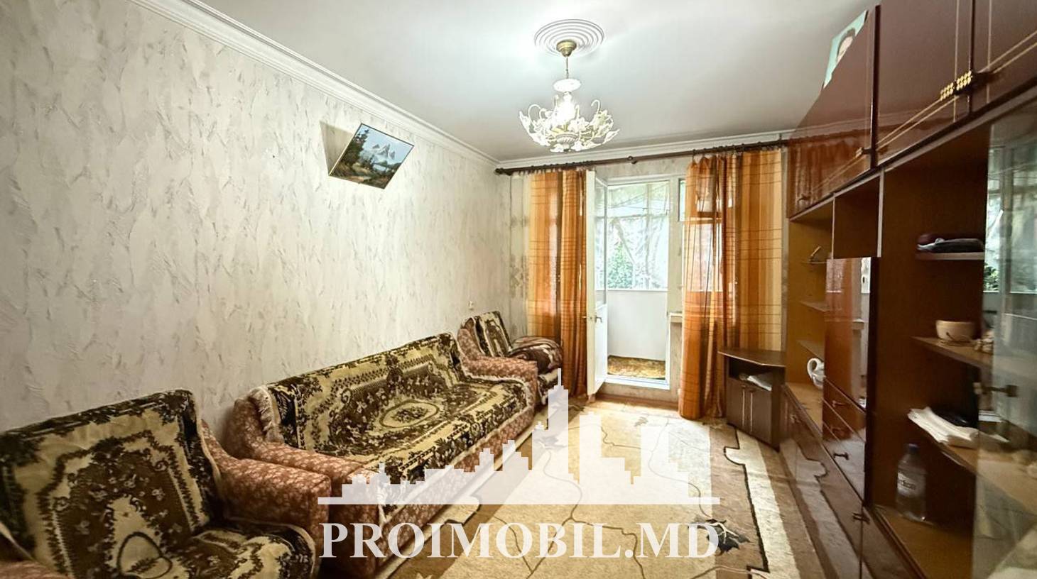 https://images.proimobil.md/lDsdvunB4OaW_nXVc6yLCo2k2m6fKZADqScvVG6gX-Y/watermark:0.75:so:0:30:0.39/resize:fill:1460:816:1/gravity:ce/bG9jYWw6Ly8vZXN0YXRlL2xyL2U5YTczNmQ5LWI2NWQtNDY3Yy04NjcxLTI0NDBiMzEyZjk2MC5qcGVn