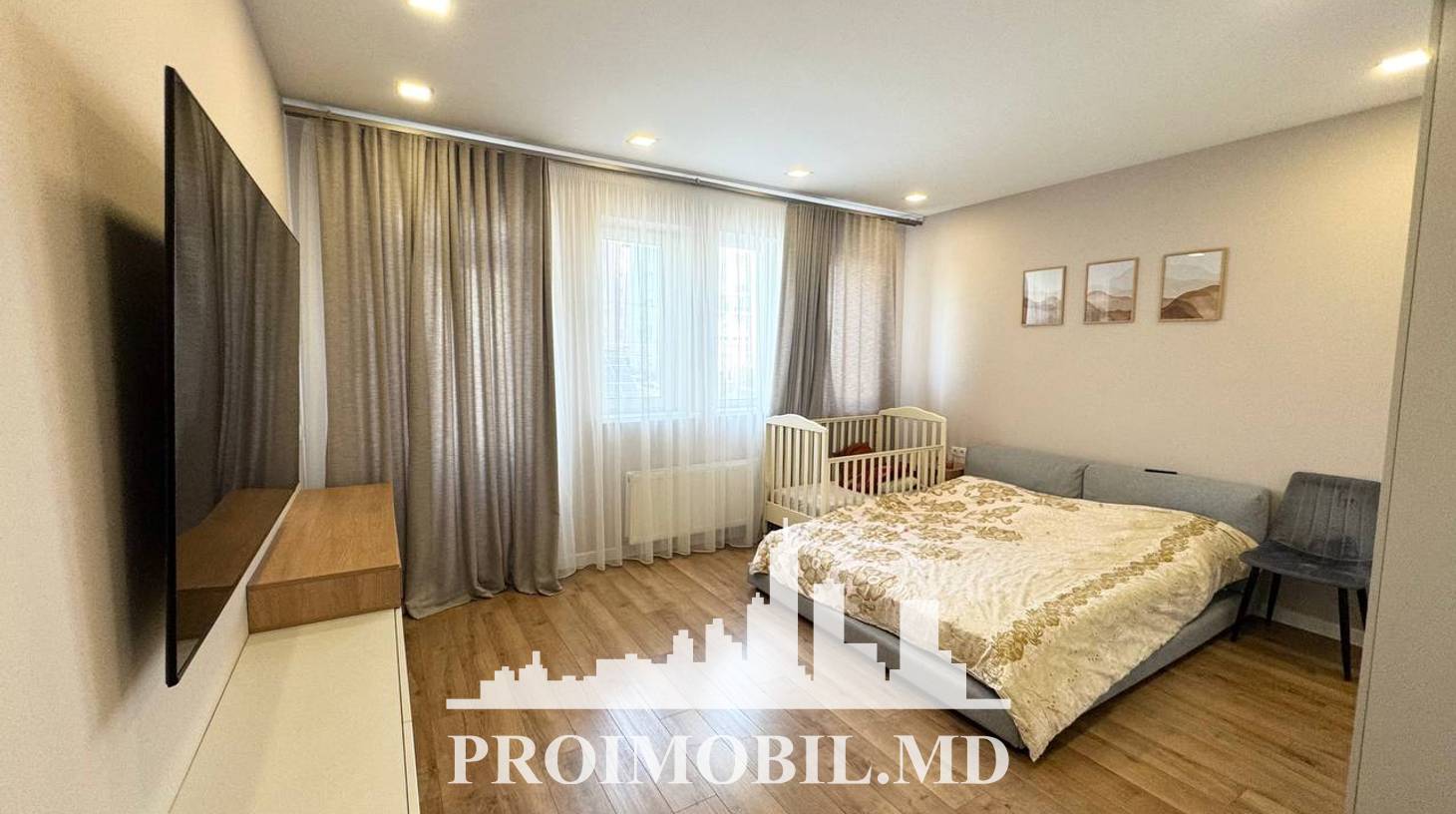 https://images.proimobil.md/lFtKHxDszJvtUWivckuUZkK0_04_eIbQABxyAoW2I0g/watermark:0.75:so:0:30:0.39/resize:fill:1460:816:1/gravity:ce/bG9jYWw6Ly8vZXN0YXRlL2xyLzdmNjJmOTliLTEyMzktNGQ2Mi1iOTdhLTRhMjBmYmI2NDk5ZS5qcGVn
