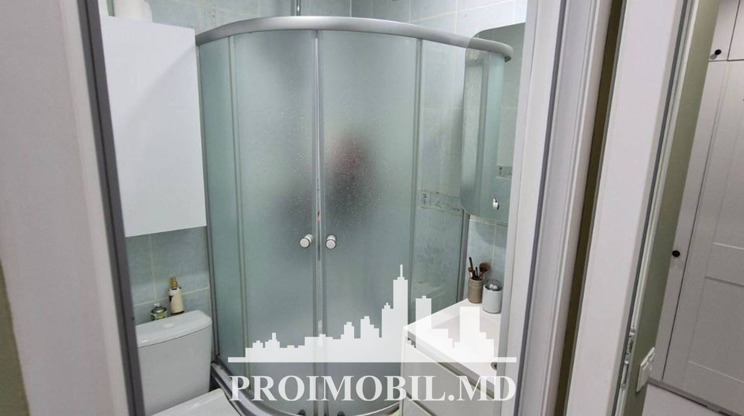 https://images.proimobil.md/lHqdYae4IBn0GIcbSGhoO2KMJnLCEEZ_GfwayP1Pwt8/watermark:0.75:so:0:30:0.39/resize:fill:1460:816:1/gravity:ce/bG9jYWw6Ly8vZXN0YXRlL2xyL2VmMTcxODI2LTZjMWUtNDM2ZC1hNDhhLTYzOGIxMDNkNDEzNC5qcGVn