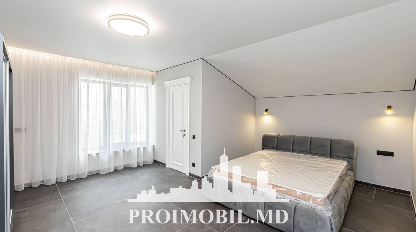 https://images.proimobil.md/lIU7QBoW3r8j1V1ePZ37EANMMzAAR_jwRX_uuYIrKSw/watermark:0.75:so:0:30:0.39/resize:fill:1460:816:1/gravity:ce/bG9jYWw6Ly8vZXN0YXRlL2xyLzkzNTUzYWQzLTlmZTAtNGZlNS1hZDZmLTM3MDQ2YWRmNGU0ZC5qcGVn