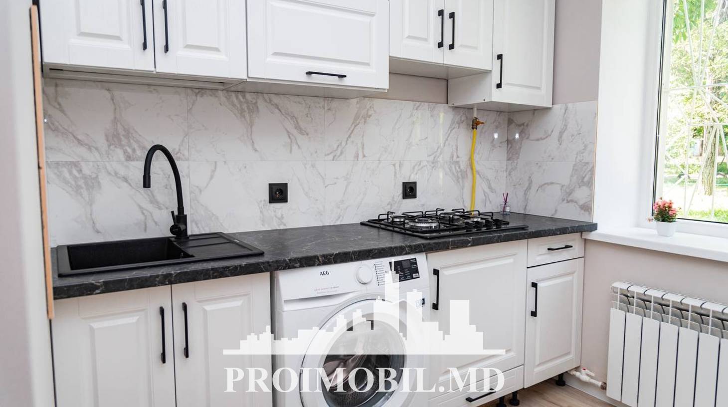 https://images.proimobil.md/lIsUOqo1CINa72byUkNSAT2sDcBO7P86YW81i-BeTR0/watermark:0.75:so:0:30:0.39/resize:fill:1460:816:1/gravity:ce/bG9jYWw6Ly8vZXN0YXRlL2xyLzY5NzkzM2JkLWQzZGQtNDZiOS04ZDI1LWY5MTZhYjEwMmY0NC5qcGVn