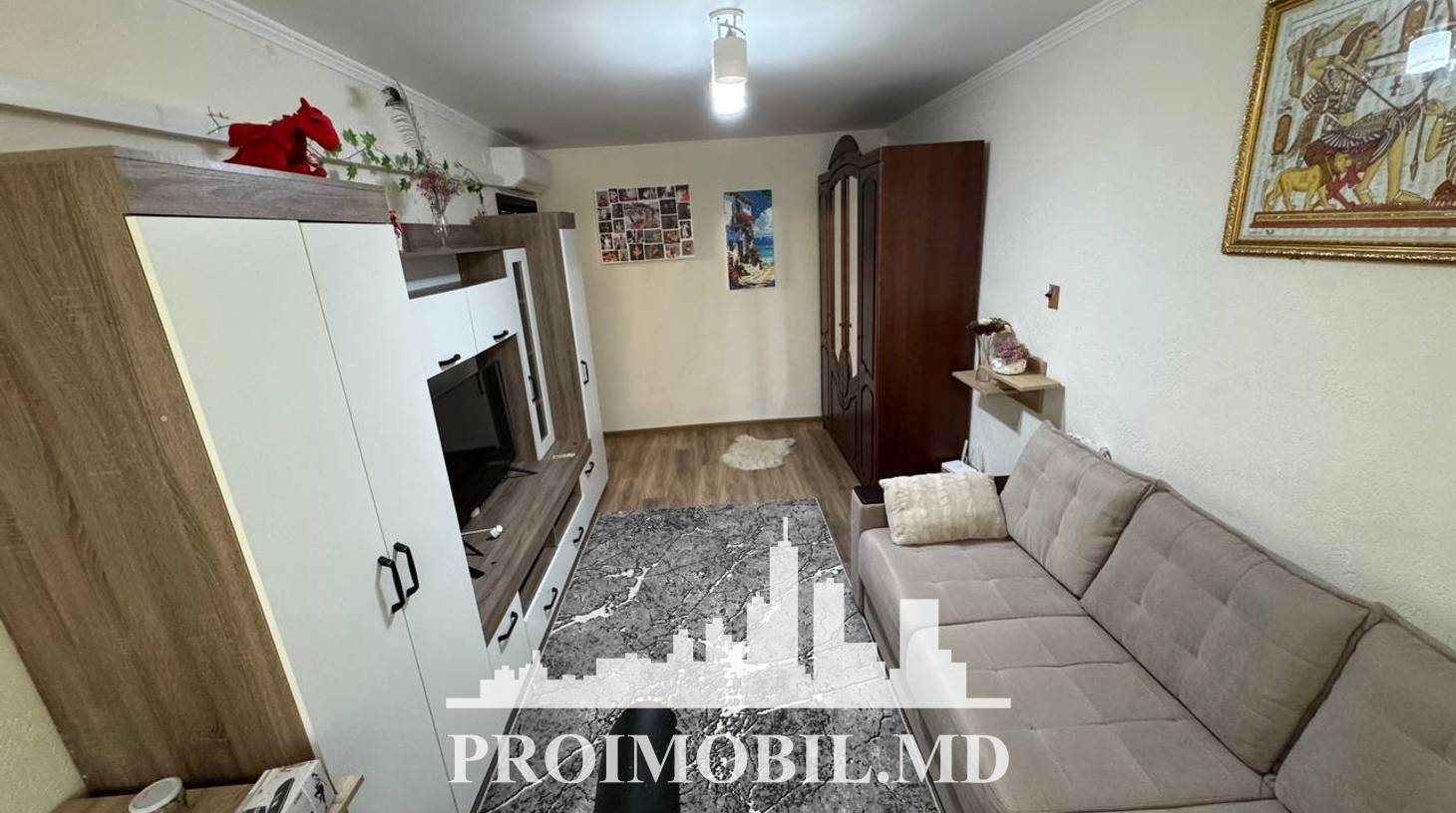 https://images.proimobil.md/lJpLFXbijV_6ZZU4Ws-EfO51o0g6hhumLw8Gtx-q02E/watermark:0.75:so:0:30:0.39/resize:fill:1460:816:1/gravity:ce/bG9jYWw6Ly8vZXN0YXRlL2xyLzNjNjEzY2ZjLTdlYjAtNGVjNi1hMWVjLWM1ZmFmNzg3ZDUwMy5qcGVn