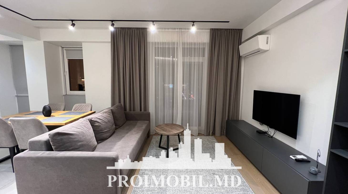 https://images.proimobil.md/lMUD-g3a_zjW-Tev8c5oIkUX9xQp0k682LsIUJQRO2o/watermark:0.75:so:0:30:0.39/resize:fill:1460:816:1/gravity:ce/bG9jYWw6Ly8vZXN0YXRlL2xyLzkyZDIzMjE3LTdlMDQtNDdjOS1hMWMyLWE3ZmNlOTc5Zjc5YS5qcGVn