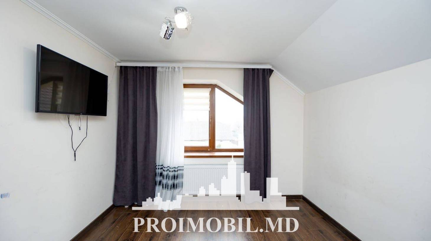 https://images.proimobil.md/lNWeeEHy_QQd608BrbambTEcmPHx7o1fMaIirzQO4X8/watermark:0.75:so:0:30:0.39/resize:fill:1460:816:1/gravity:ce/bG9jYWw6Ly8vZXN0YXRlL2xyLzMzZTljNmE3LWM5ZWQtNDM0ZC04NjZmLWI5YTI1NmU0ZTZlZi5qcGVn