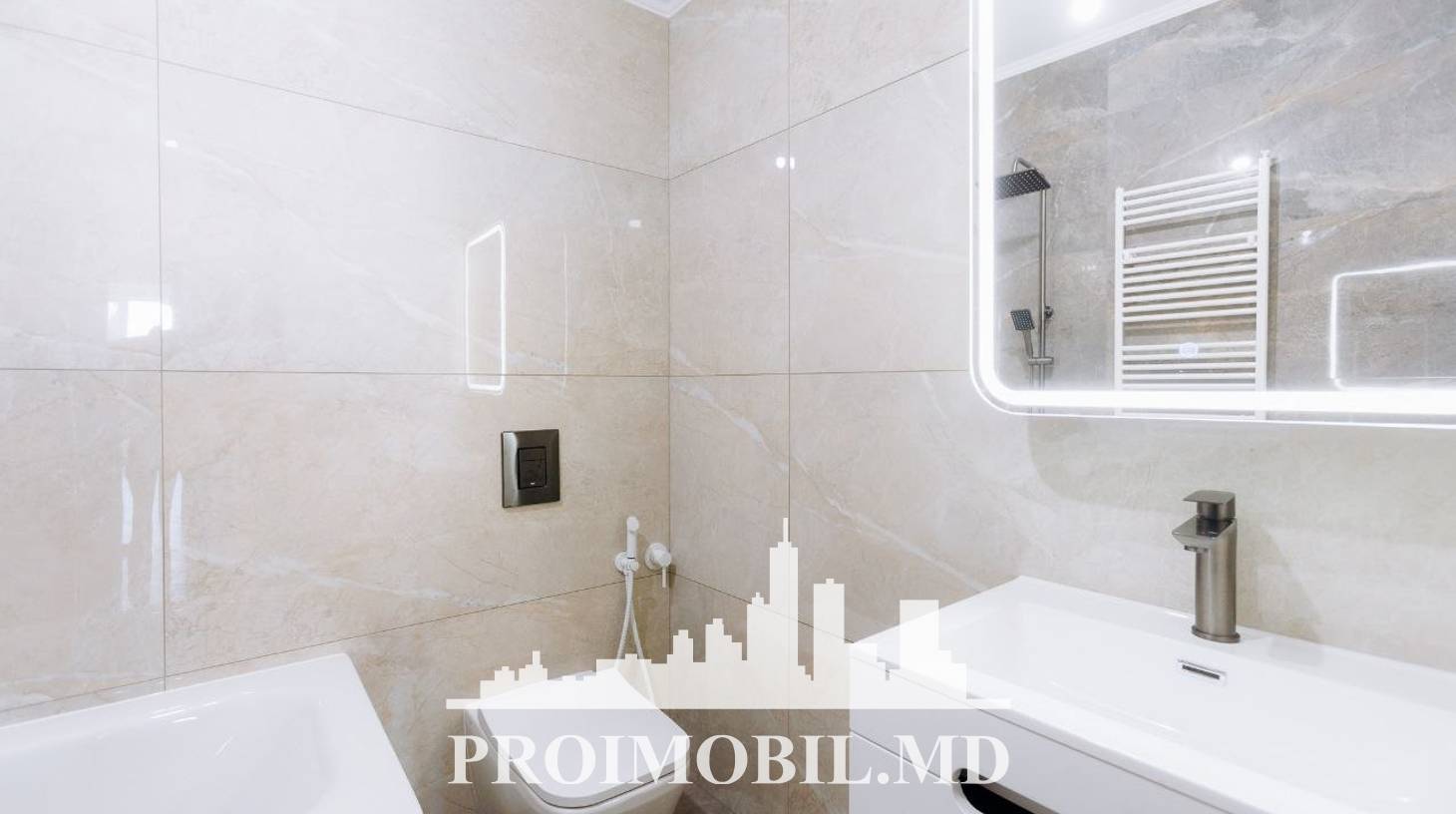 https://images.proimobil.md/lVnnzahVdIjNz36HY9Hd4dJBLCtebVb4V5kwTFyi-eU/watermark:0.75:so:0:30:0.39/resize:fill:1460:816:1/gravity:ce/bG9jYWw6Ly8vZXN0YXRlL2xyLzg0YzQ5MzY3LTQ1ZmQtNDdiZC1iZTdmLWI1ZWVmZTA4NGJiZS5qcGVn