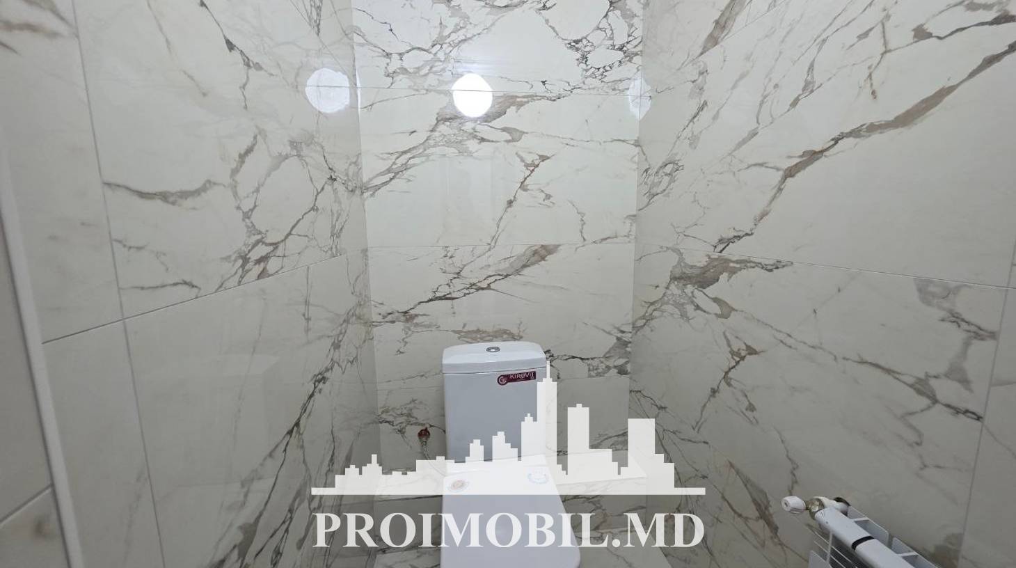 https://images.proimobil.md/lWYIdEPooVDIJf04Df6ozsaf6Uy7fyXVfVYGU3Wp62k/watermark:0.75:so:0:30:0.39/resize:fill:1460:816:1/gravity:ce/bG9jYWw6Ly8vZXN0YXRlL2xyL2FjYTQ1NGVkLTM1YTYtNGZkOS04ZTk2LTM0YTUyZjIzNTMzZS5qcGVn