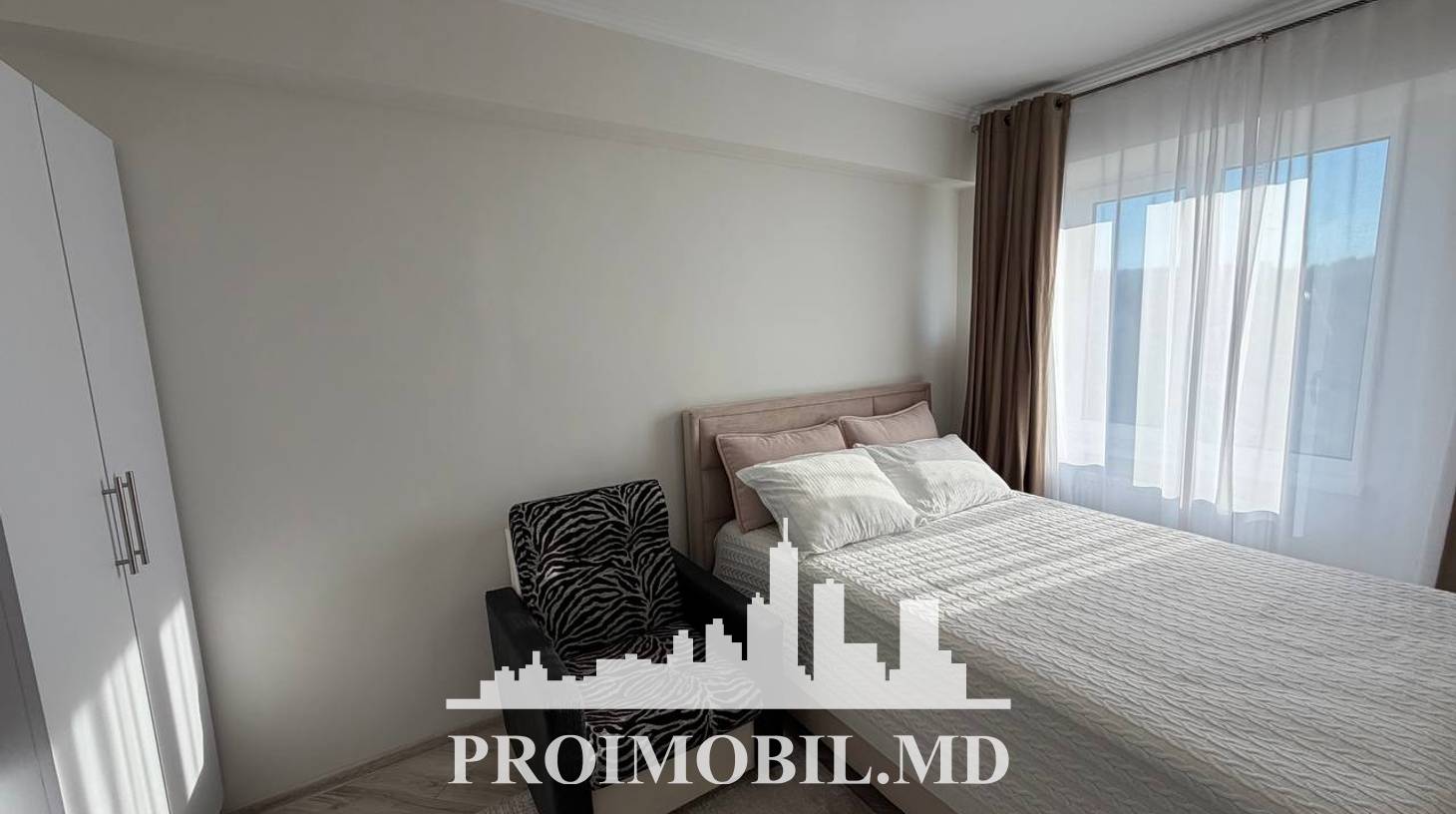 https://images.proimobil.md/lYN8Sh-5ksXPpaOu6D5YO55XSdzrxVpQ5EevY_gza9Y/watermark:0.75:so:0:30:0.39/resize:fill:1460:816:1/gravity:ce/bG9jYWw6Ly8vZXN0YXRlL2xyLzY4ZWZlMjEwLTdhZmQtNDA5Mi1iYzUzLTU4ZjU2NDRjYzA3OC5qcGVn