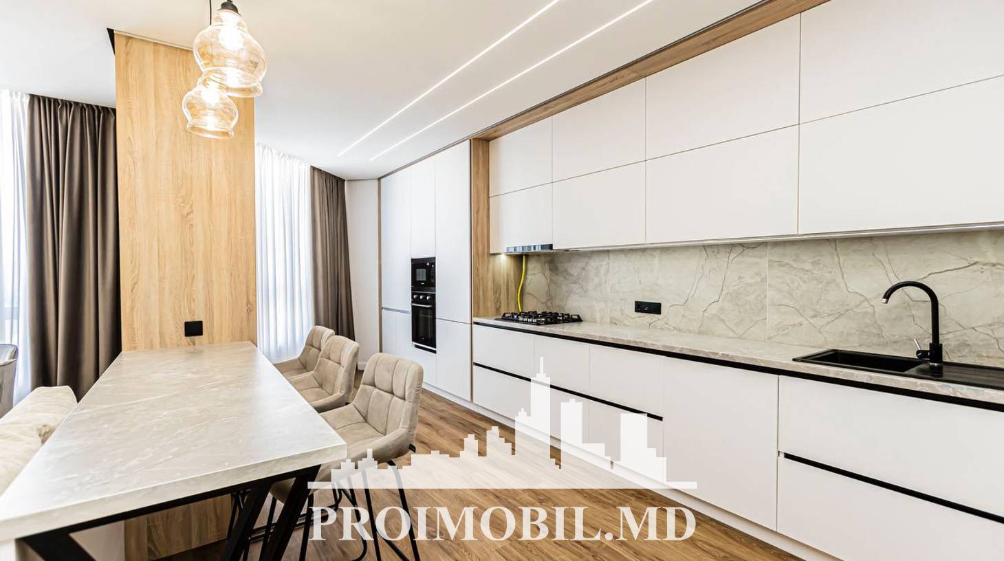 https://images.proimobil.md/l_2a4m0Q44eGjEhJ8fI26PcOLCJip1ZMAVmUoni99f0/watermark:0.75:so:0:30:0.39/resize:fill:1460:816:1/gravity:ce/bG9jYWw6Ly8vZXN0YXRlL2xyL2YxNjkxNWE5LTA0YjEtNGRkZS1iMTc4LTc0NDA4MjdlZWVkMS5qcGVn