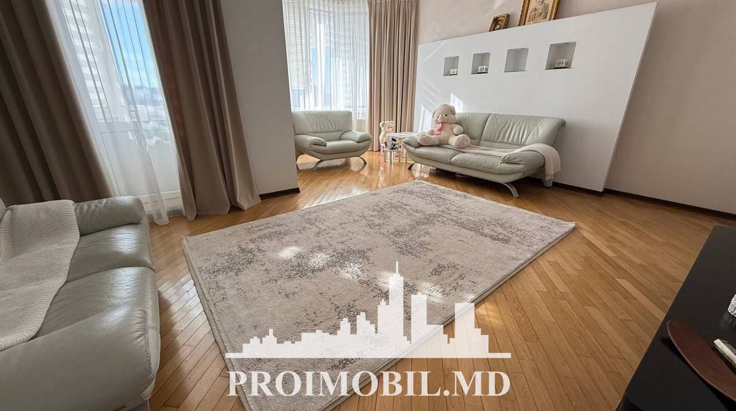 https://images.proimobil.md/lbXRKP2d7Y-b9uzV8tq1NGh85in15H7xhWezZ87niWU/watermark:0.75:so:0:30:0.39/resize:fill:1460:816:1/gravity:ce/bG9jYWw6Ly8vZXN0YXRlL2xyLzQ4NDY1ZTRmLTdjZjUtNDI0OS05ZWQwLTY0YzVjNTEwOTc0NC5qcGVn