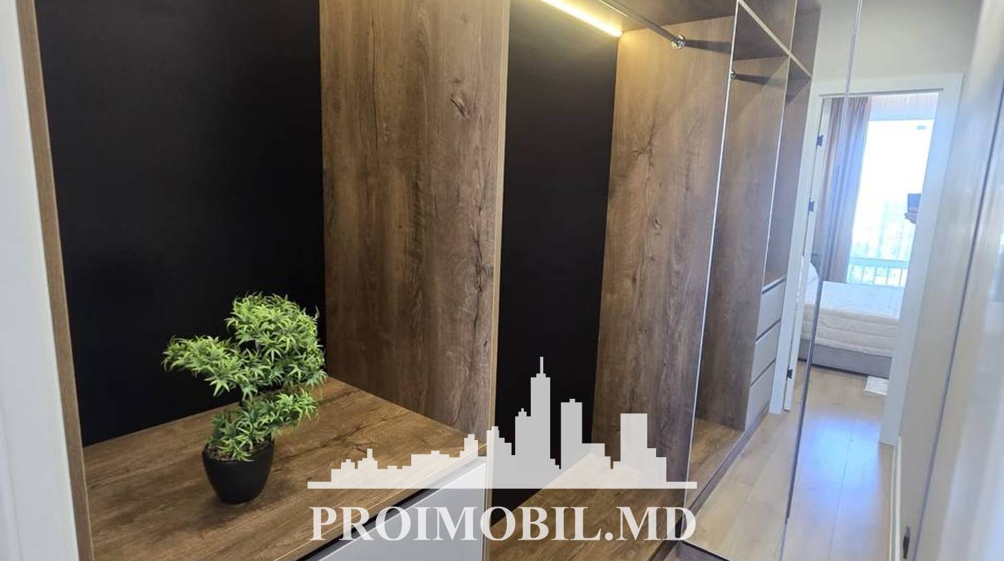 https://images.proimobil.md/lceZNBFP54bW6m5wKEmR50OLmt88BbaGRzqpoMcyb5Y/watermark:0.75:so:0:30:0.39/resize:fill:1460:816:1/gravity:ce/bG9jYWw6Ly8vZXN0YXRlL2xyLzFiMDYxODViLTU1Y2YtNDYxYy05MzM0LTAwY2ZiMjczYmE5Ni5qcGVn