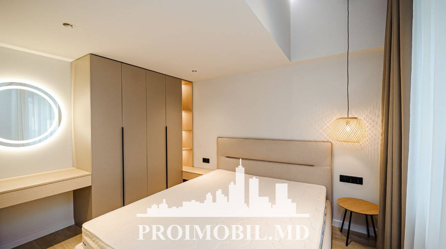 https://images.proimobil.md/leOfdZMMRKYeTcAWsa_ZeQK5lz5Xbw_uCtysnI__uMw/watermark:0.75:so:0:30:0.39/resize:fill:1460:816:1/gravity:ce/bG9jYWw6Ly8vZXN0YXRlL2xyLzQyOGZkOTM4LWY4NTItNDFkYS05NDk5LWNhMmYyMzQ4ODdiOC5qcGVn
