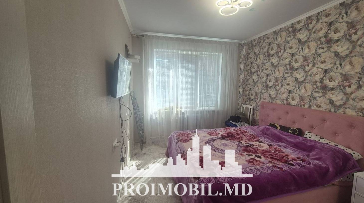 https://images.proimobil.md/lhwiVi8_69K20emZMgr__AP6r9KaBgYrroMM2VbQEns/watermark:0.75:so:0:30:0.39/resize:fill:1460:816:1/gravity:ce/bG9jYWw6Ly8vZXN0YXRlL2xyL2FmOWE5ODUzLTc5ZmQtNDI0Ny1iZDQ4LWU3NDhjZDUwNjAxZi5qcGVn