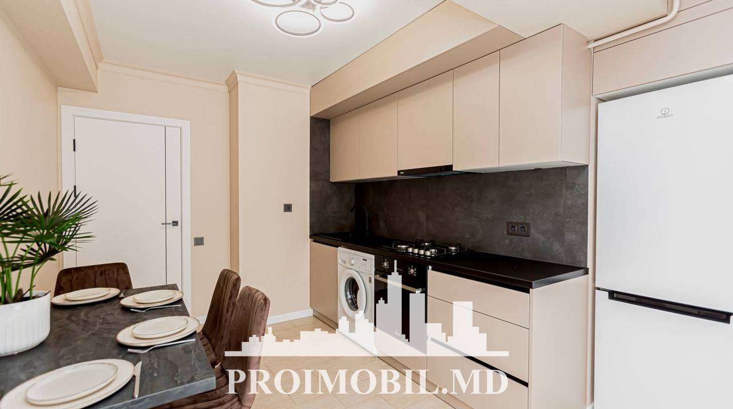 https://images.proimobil.md/liE2TcZXrEr88O6z4DRuS3cydYKOLJO7F04phJTZpGo/watermark:0.75:so:0:30:0.39/resize:fill:1460:816:1/gravity:ce/bG9jYWw6Ly8vZXN0YXRlL2xyLzg2ZDJhMTYzLWJmOGQtNGMzMi1hMWE1LTkxY2M3YmE5NGQ3MC5qcGVn