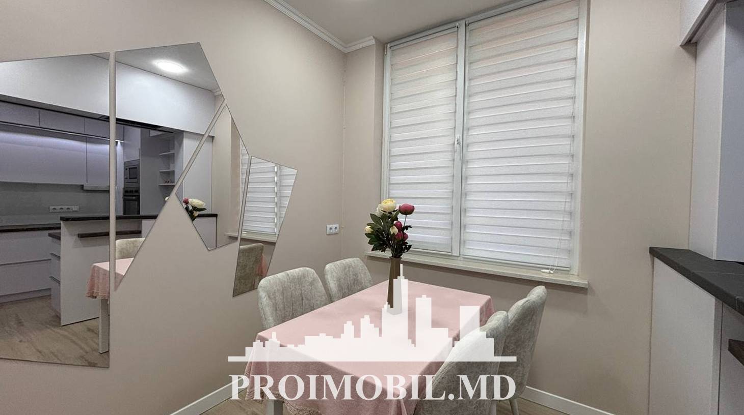 https://images.proimobil.md/lj-isKGGW8XzNMd8xEq5NTdIf4z0aYDpI_zXXDtrwAw/watermark:0.75:so:0:30:0.39/resize:fill:1460:816:1/gravity:ce/bG9jYWw6Ly8vZXN0YXRlL2xyLzEzZTZmNTg4LTczNjMtNDZjYi04ZTZiLWJlNGI5Y2ZhNDg4NS5qcGVn