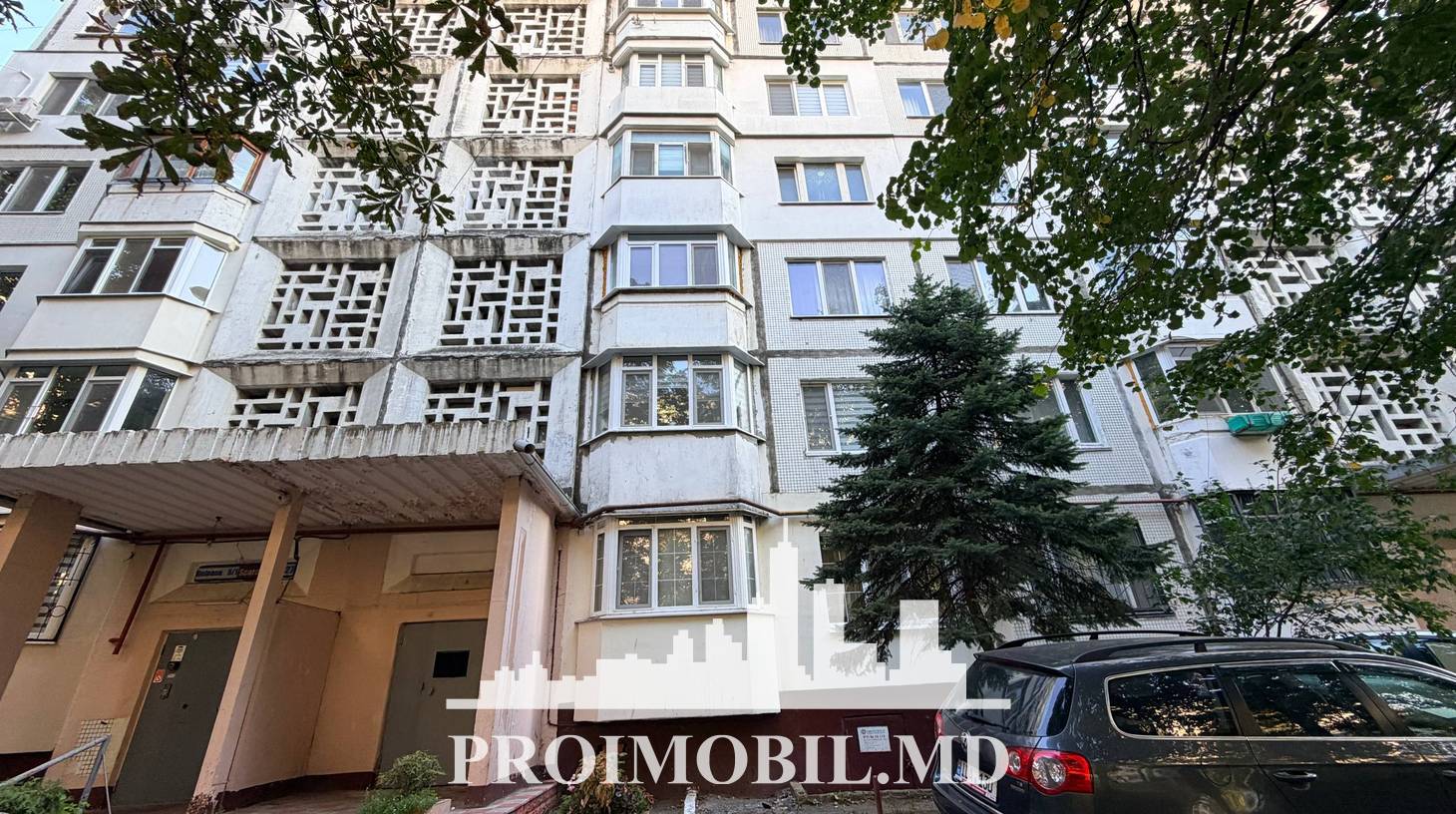 https://images.proimobil.md/lkN1tzSO4ki3Atqkn_VZQ-NqS_0LjKQAkzdv61GDUjw/watermark:0.75:so:0:30:0.39/resize:fill:1460:816:1/gravity:ce/bG9jYWw6Ly8vZXN0YXRlL2xyLzFjNTg5ZTVkLTIxZTAtNGRiMC1hYTI5LTQyOWQ5ZmUwMWQzYS5qcGVn