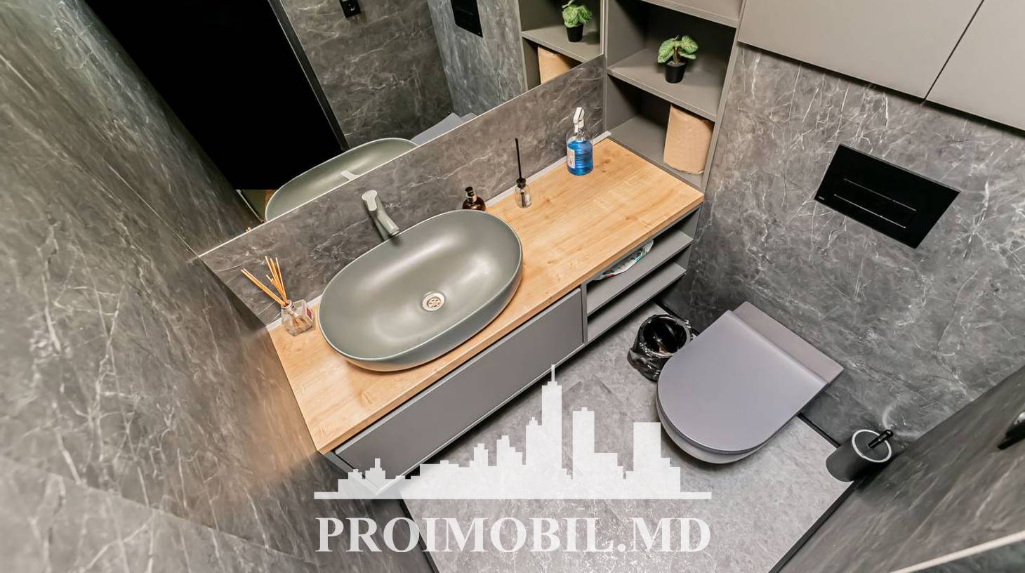 https://images.proimobil.md/lpibbOqJ88-DlLuGa0t4SClyZ-ny6gUdjn7JDPjYA_4/watermark:0.75:so:0:30:0.39/resize:fill:1460:816:1/gravity:ce/bG9jYWw6Ly8vZXN0YXRlL2xyL2I3OGQ2MGM1LWI1Y2YtNDMyYy05MDYwLTVkZDk0NTJhOWY1NC5qcGVn