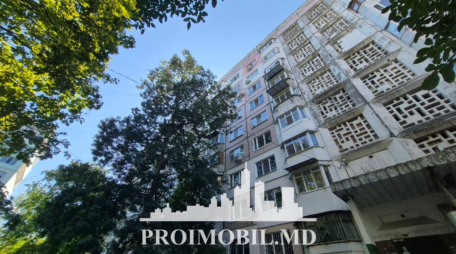 https://images.proimobil.md/luFNwMXnjo3a_dW1e-VG86mMST1PeoaowzRl55bcbyk/watermark:0.75:so:0:30:0.39/resize:fill:1460:816:1/gravity:ce/bG9jYWw6Ly8vZXN0YXRlL2xyL2Q0NTBiMTQwLWUwMmEtNDNjZS1iNTY5LTBmMGNhNWU4ZDU3MC5qcGVn