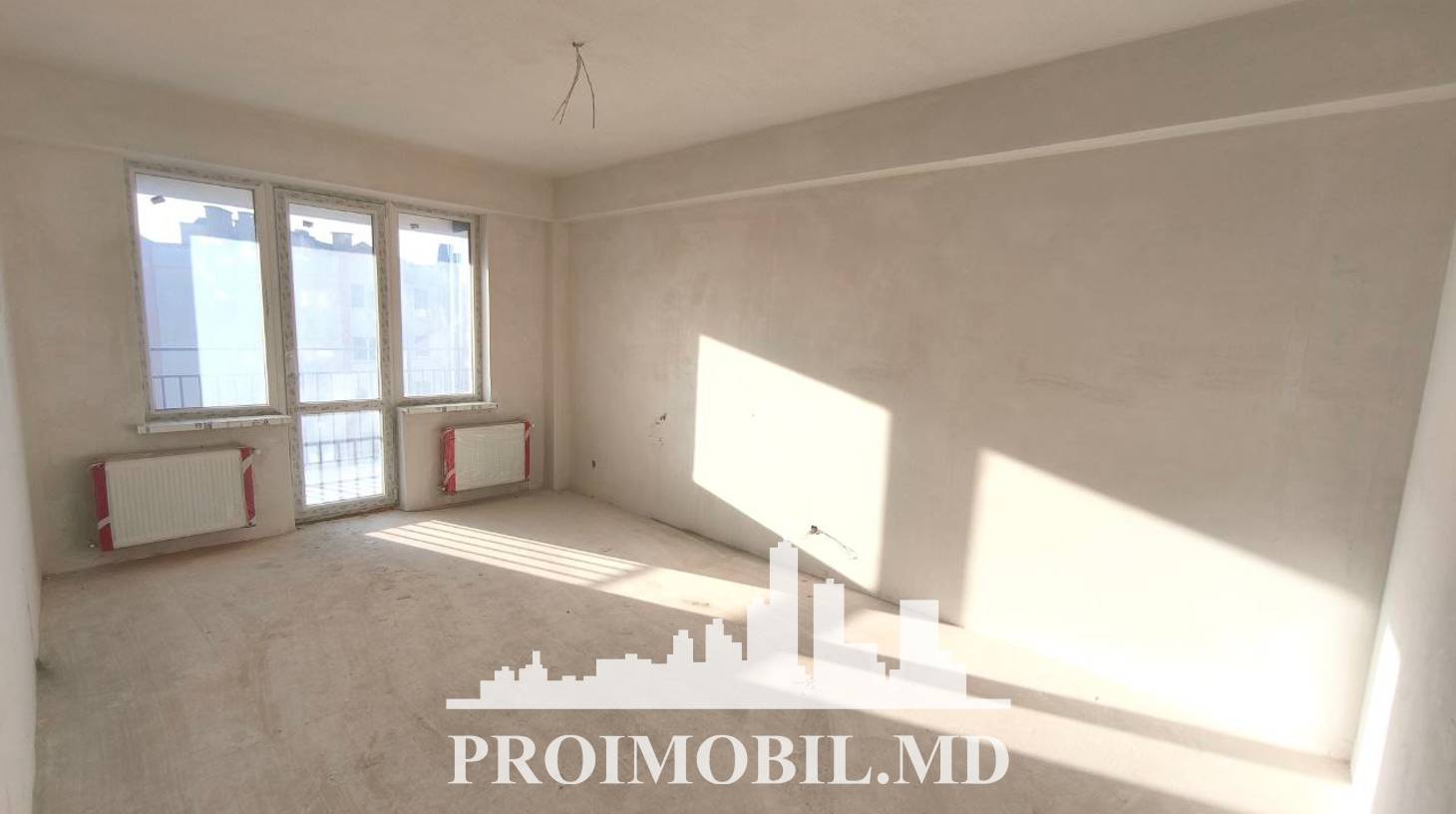 https://images.proimobil.md/lxf0dAAQaNlCU4Sk0zK6k5r3DiKQcsxt-Q6D6deDvME/watermark:0.75:so:0:30:0.39/resize:fill:1460:816:1/gravity:ce/bG9jYWw6Ly8vZXN0YXRlL2xyL2JkMTg3ODE3LTc0MGYtNDhhMC05MTJiLTIwMWNiNmUxYjk3Zi5qcGVn