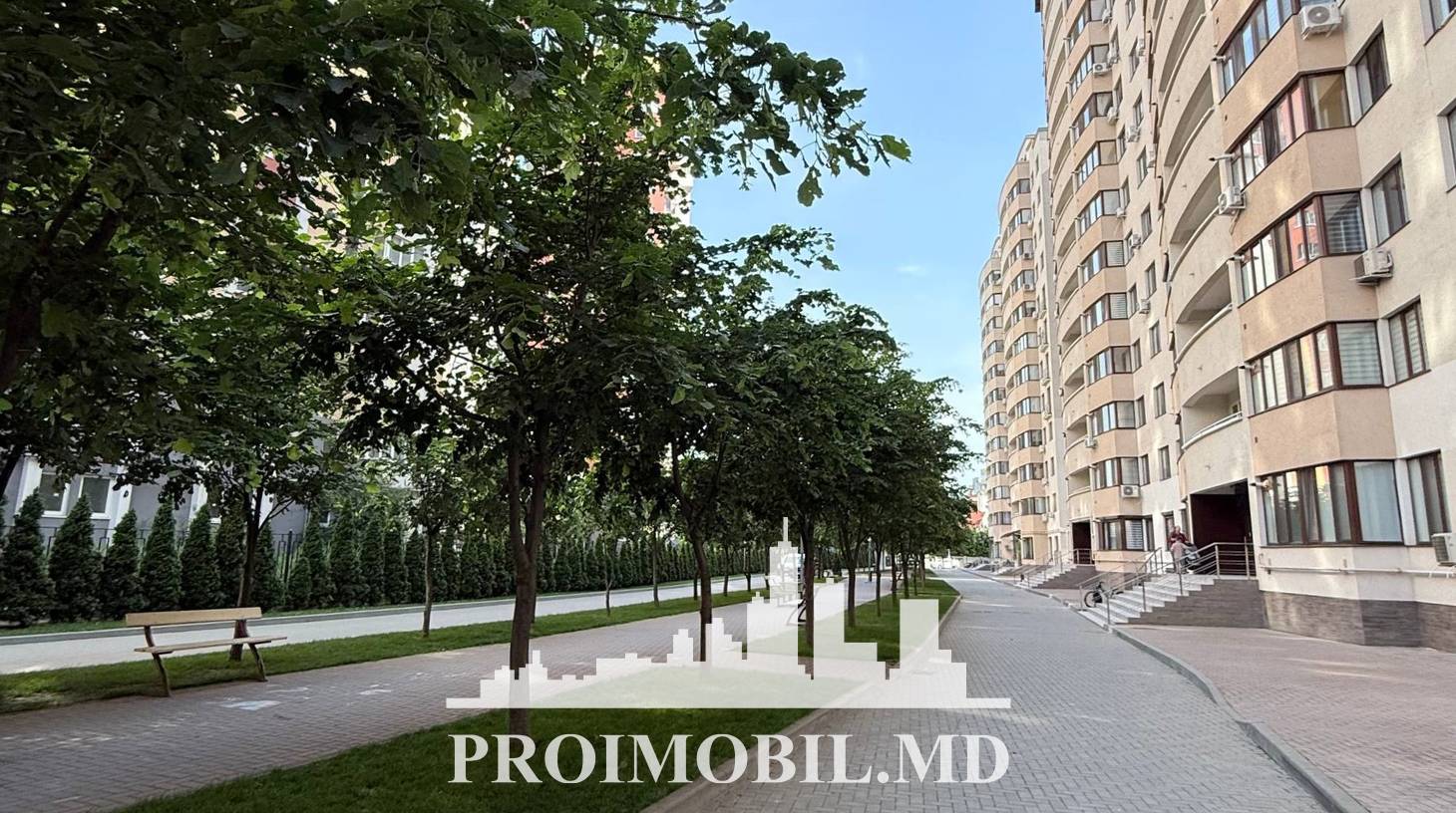 https://images.proimobil.md/m0FP7Ur08EUUc-NX4UOiI6FibAYPTDUdbWZoYORHefM/watermark:0.75:so:0:30:0.39/resize:fill:1460:816:1/gravity:ce/bG9jYWw6Ly8vZXN0YXRlL2xyLzVkYjNjOTEyLWQ2ZmMtNGViZS1iYjE3LTMyMzI1NzFlYTJjMi5qcGVn