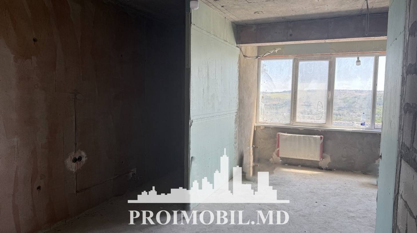 https://images.proimobil.md/m1CMXC4YrK0zH1M_F2GitPePktY-lR3o4wLVdNzhZsE/watermark:0.75:so:0:30:0.39/resize:fill:1460:816:1/gravity:ce/bG9jYWw6Ly8vZXN0YXRlL2xyLzk3OTNjMzk2LWIxODEtNDEwZC04NzY2LWQzOTQ3NTc4OWVjZS5qcGVn