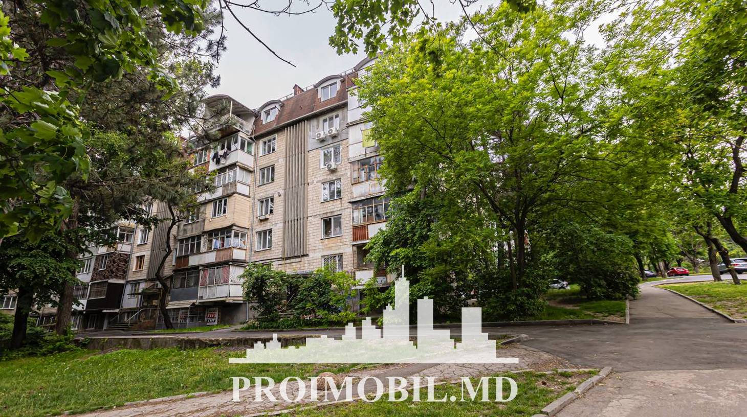 https://images.proimobil.md/m3R0J1g72qgY_O5WbLYWGp5gy9Kcgq7ahhKihAgPxfc/watermark:0.75:so:0:30:0.39/resize:fill:1460:816:1/gravity:ce/bG9jYWw6Ly8vZXN0YXRlL2xyL2YwN2UxNWJlLTE3MGYtNDZjZC1iYzlmLWRhZWJhNzBhYmYzMi5qcGVn