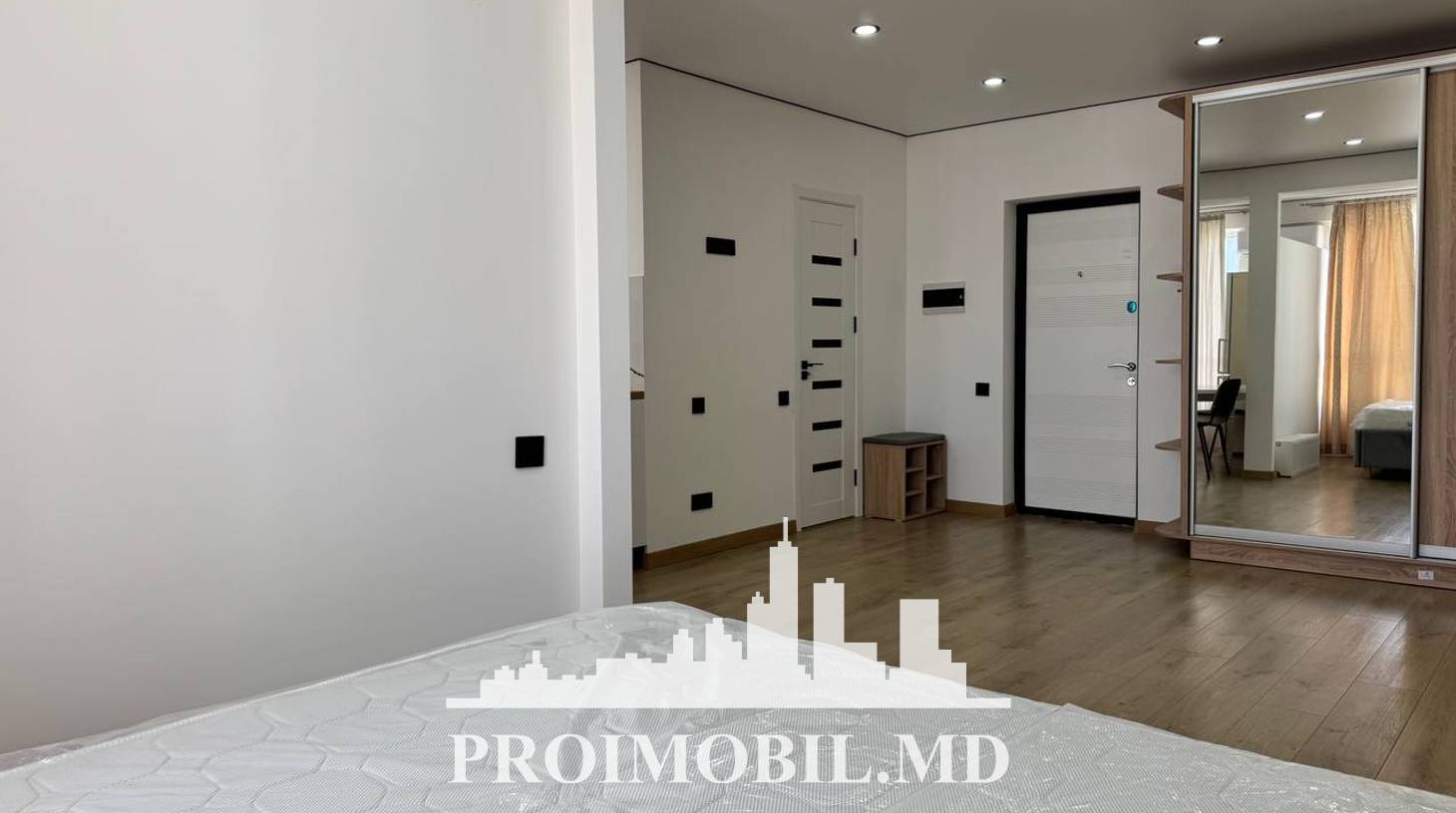 https://images.proimobil.md/m3tOc39S85H8yCQOH-UQpwPx5pde07q4NakAS8MDsn8/watermark:0.75:so:0:30:0.39/resize:fill:1460:816:1/gravity:ce/bG9jYWw6Ly8vZXN0YXRlL2xyL2I2N2NiZTI0LTZhNDAtNGU0MS05NzE5LWY4MGUyYWJhYzRkOC5qcGVn
