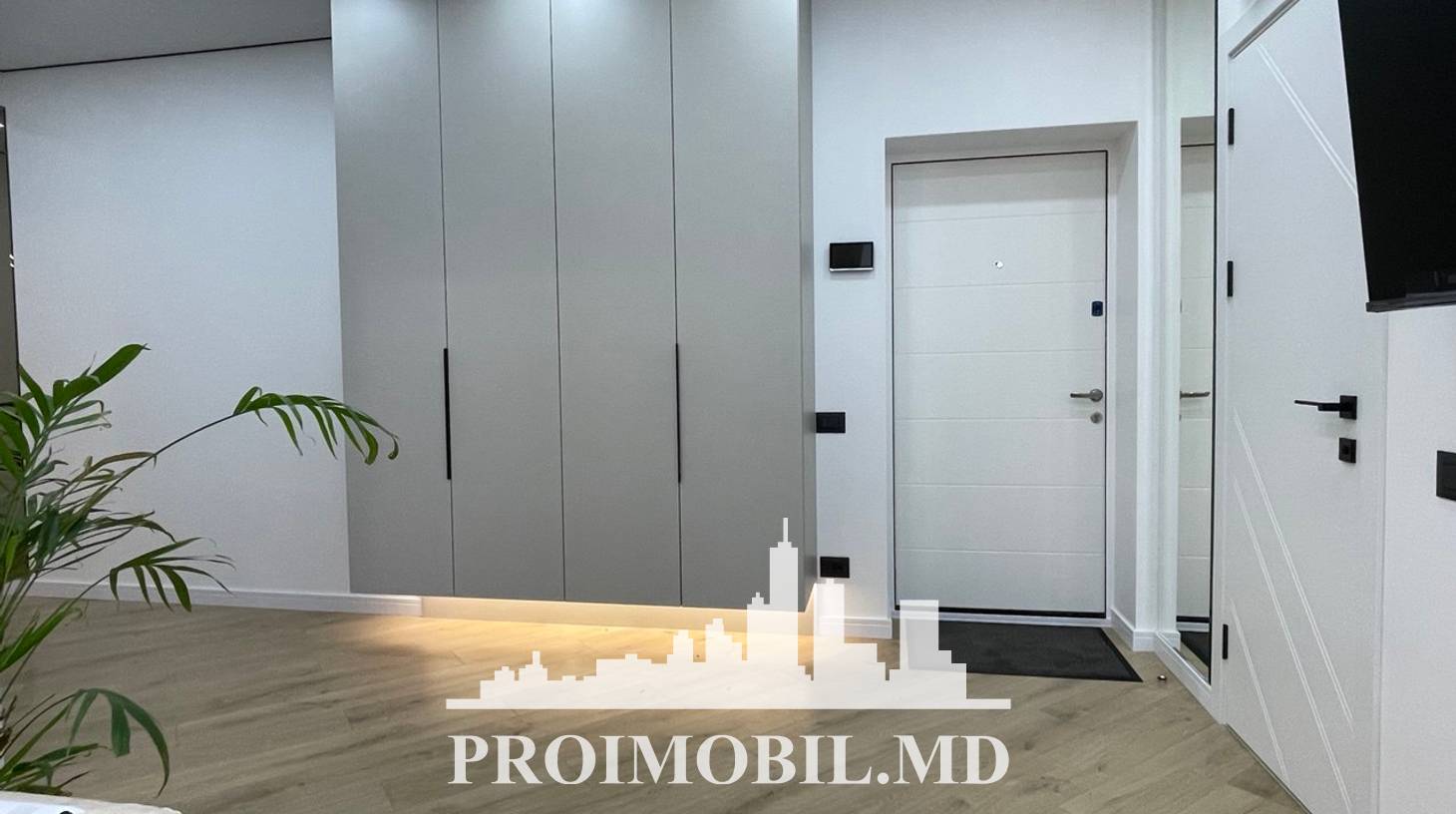 https://images.proimobil.md/m3x1Qcq7ygpFw-r143LfF2hHp2KYna5kBoQobalqtjA/watermark:0.75:so:0:30:0.39/resize:fill:1460:816:1/gravity:ce/bG9jYWw6Ly8vZXN0YXRlL2xyLzVjZjFkN2VhLWYzZDAtNDE4Mi05ODEyLTU4ODA5Njk3YmYyNi5qcGVn