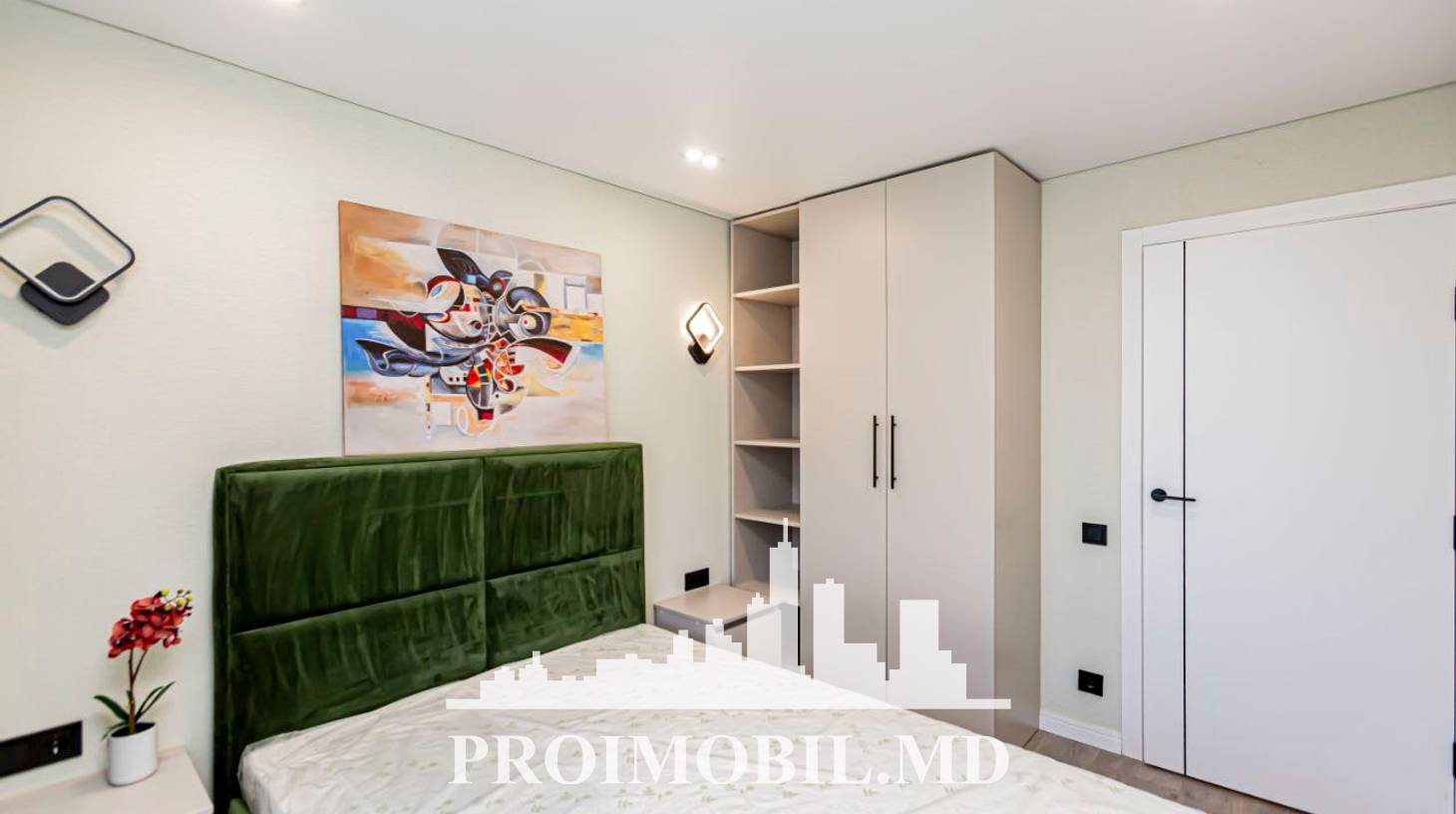 https://images.proimobil.md/m40GapbbYi7w3UGeR3u0P5nnQXIj9h981zLAFMOp2tY/watermark:0.75:so:0:30:0.39/resize:fill:1460:816:1/gravity:ce/bG9jYWw6Ly8vZXN0YXRlL2xyLzUyMTQwNmYzLTE0NzAtNDliOC1hZjIwLTQ4Mjk4YTRlMjg1Ny5qcGVn
