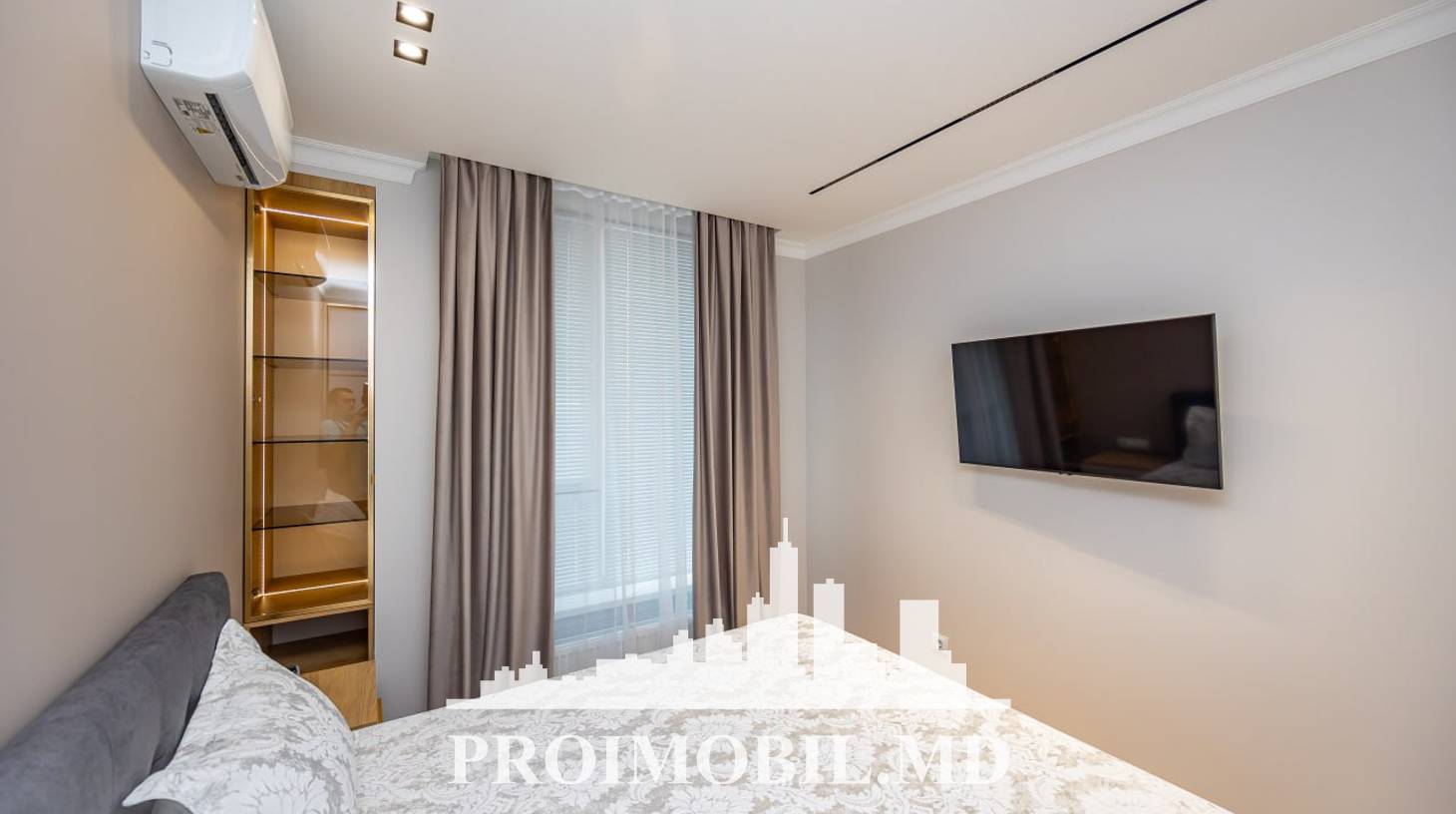 https://images.proimobil.md/m4U3B5ZH7QlrapUQkXgePg_HnAv_EBtUUb2vCLonyYA/watermark:0.75:so:0:30:0.39/resize:fill:1460:816:1/gravity:ce/bG9jYWw6Ly8vZXN0YXRlL2xyLzg5YmY0YWIyLTRiNzgtNGQzYy1iNGNhLTQxZDhlNDliY2Q3OS5qcGVn