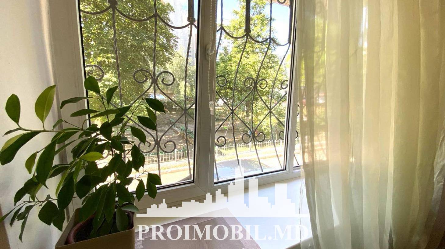 https://images.proimobil.md/m5JESfjDrEnM_9Ul71ueGcyy27yF0fjpjGFxPM1p5nc/watermark:0.75:so:0:30:0.39/resize:fill:1460:816:1/gravity:ce/bG9jYWw6Ly8vZXN0YXRlL2xyLzA3ZDNiNGNjLWU4MTEtNDJmMS05NDU5LTRlMDRmOWE4OGQ5NC5qcGVn