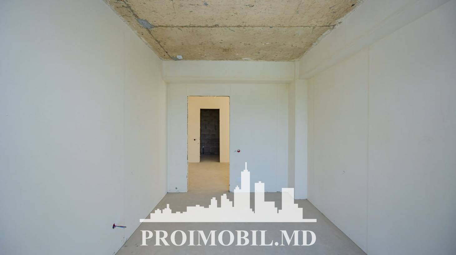 https://images.proimobil.md/m9Awx0-6-Reg13UAUzNEz7B5VwDtAivty-bhZtAEJ1M/watermark:0.75:so:0:30:0.39/resize:fill:1460:816:1/gravity:ce/bG9jYWw6Ly8vZXN0YXRlL2xyLzRmMGFkODVkLTg4MWQtNDU1Mi1iMGUwLTQ4YmVhYWI4YmFlNy5qcGVn