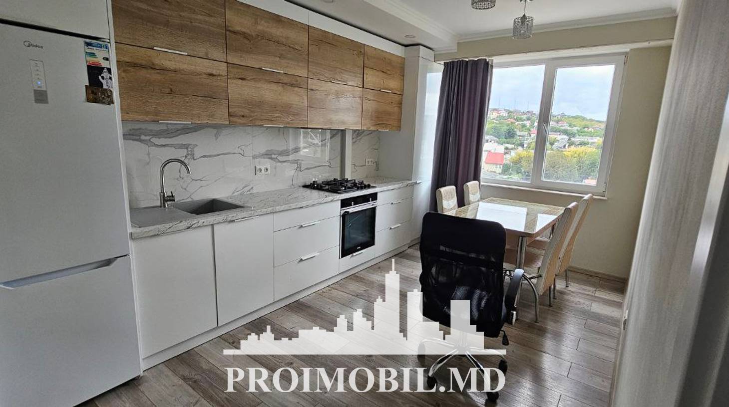 https://images.proimobil.md/mCutippgY-LqRzbsBI2Q_0UVnemiYxzyNoz_0V3oy6k/watermark:0.75:so:0:30:0.39/resize:fill:1460:816:1/gravity:ce/bG9jYWw6Ly8vZXN0YXRlL2xyL2VhMzRkNzQ4LTJiOWItNGQ1YS04MjFhLTgxNGVjOGFjMGU0NC5qcGVn