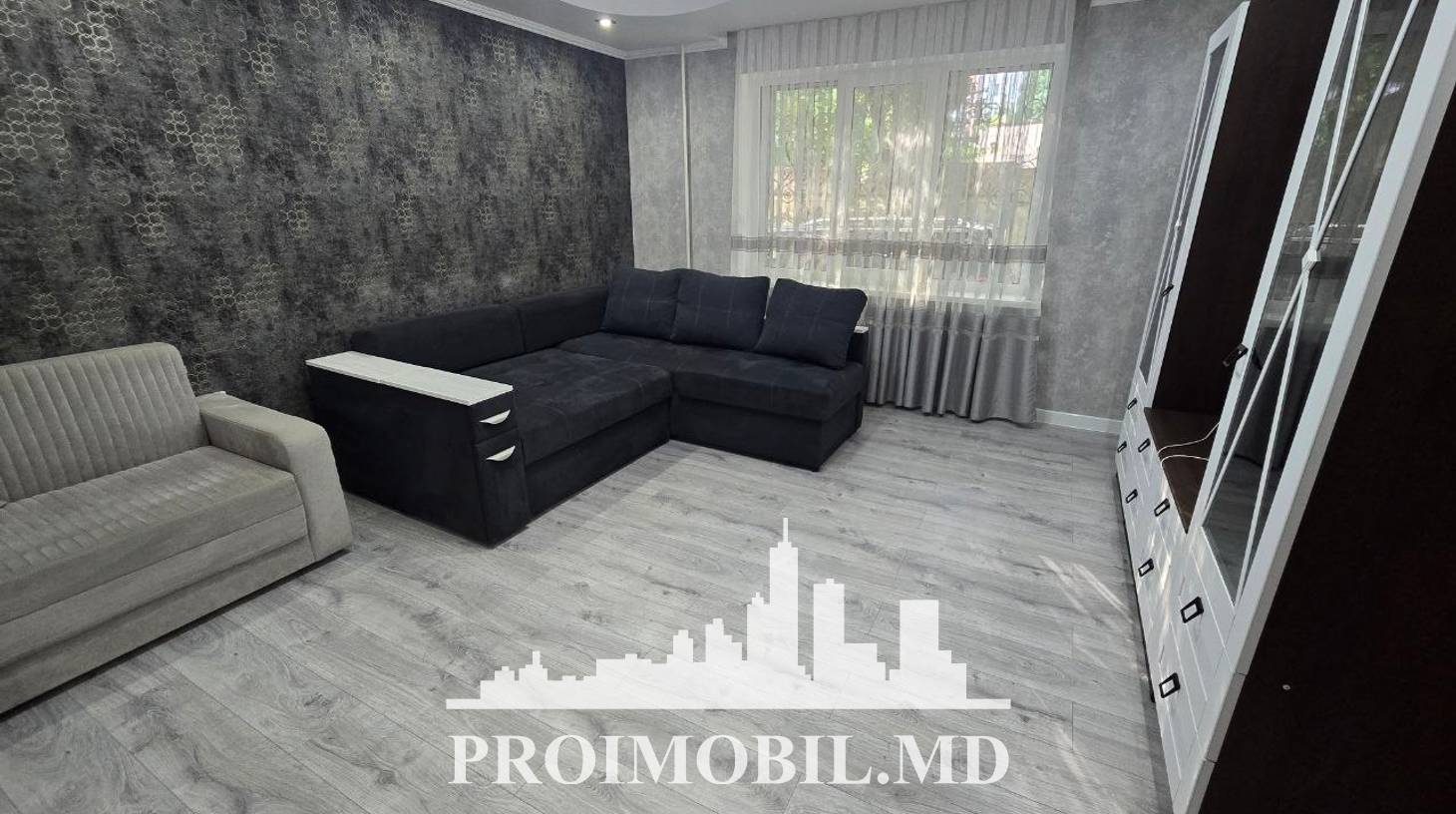 https://images.proimobil.md/mEpZqDWzI6sXmWAT37bxvp-cdK_2hqWGBQzKBufFoH8/watermark:0.75:so:0:30:0.39/resize:fill:1460:816:1/gravity:ce/bG9jYWw6Ly8vZXN0YXRlL2xyL2YxZmMzNTEzLWM1M2ItNGE4OS05YTMxLWVmMTUyN2I2ZWZkYS5qcGVn