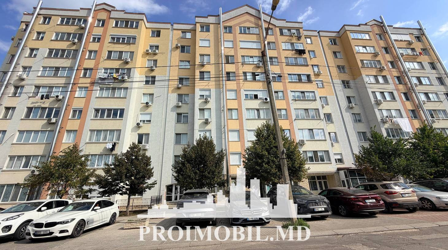 https://images.proimobil.md/mEsOOXVVC8dwFrpAEeLGg8x4t3sFuxO6K2ssTrPyV3k/watermark:0.75:so:0:30:0.39/resize:fill:1460:816:1/gravity:ce/bG9jYWw6Ly8vZXN0YXRlL2xyLzc4MTg4NzRlLTVkOGItNDY1Ny1iNGUwLTVhMjM0MGZkMmViNS5qcGVn