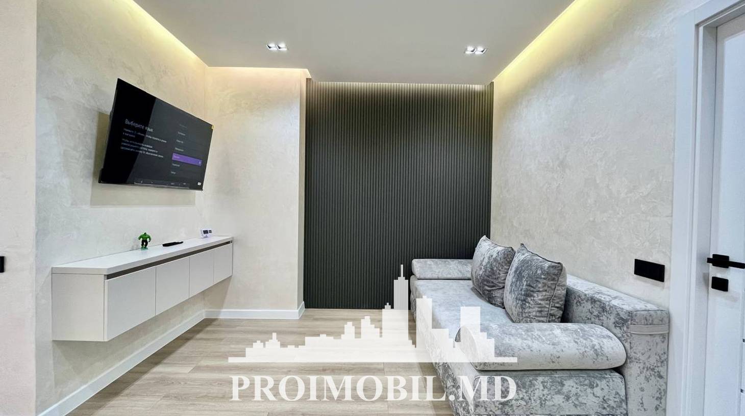 https://images.proimobil.md/mGg7q43yobTUb1FzSs8tv0Dpl7t2h4F65RBu2xCKYRw/watermark:0.75:so:0:30:0.39/resize:fill:1460:816:1/gravity:ce/bG9jYWw6Ly8vZXN0YXRlL2xyL2ZhNjViYmViLWQ5YzItNGIyNS05MmI5LTdmMTdhMTliMjI4YS5qcGVn