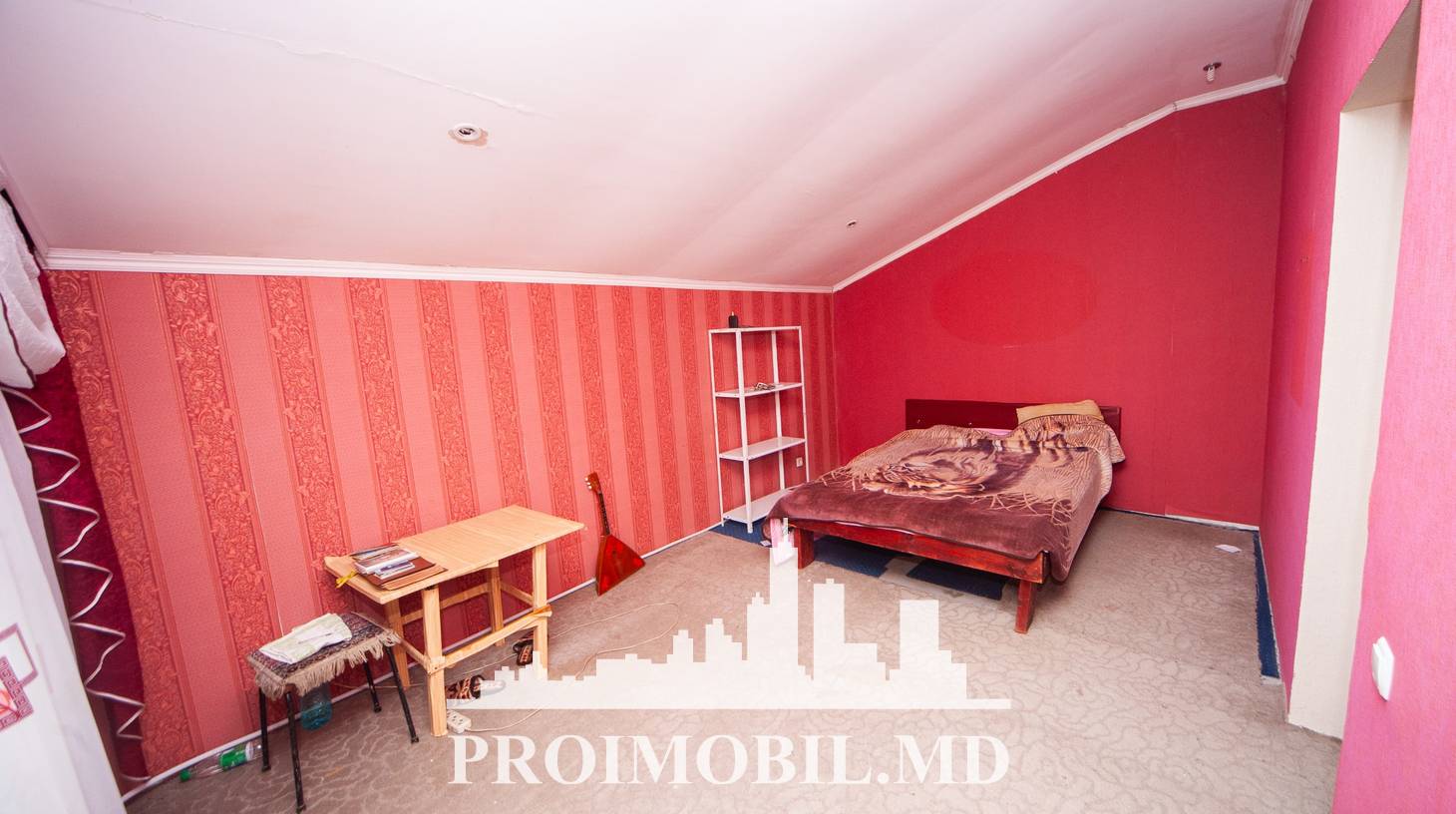 https://images.proimobil.md/mK3OZe_pZIz-NFQ51SJPz0n8mfoFxyekrMIr1ErohtY/watermark:0.75:so:0:30:0.39/resize:fill:1460:816:1/gravity:ce/bG9jYWw6Ly8vZXN0YXRlL2xyLzVmYzI2OWUxLThhMTQtNGZjYi1iMGFlLWYwOTJiNjA5MjNkOS5qcGVn