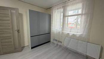 https://images.proimobil.md/mMeZY287AlKsZV2lO8vdGMsTstcSN4AN0Ez0ITlIhXc/resize:fill:350:198:1/gravity:ce/bG9jYWw6Ly8vZXN0YXRlL2xyL2ZmNWE1YTRlLTMwMTEtNDhlMC1hMTdiLTYzYTc2YWYzMGMyYS5qcGVn