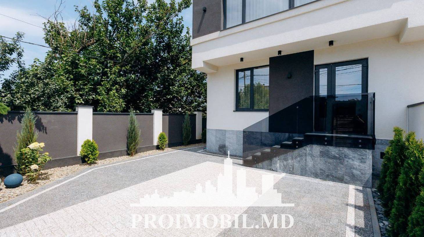 https://images.proimobil.md/mN3heont4x9Sh-KQ3EOkhB2QLG08LXqB2jBm35oyQNU/watermark:0.75:so:0:30:0.39/resize:fill:1460:816:1/gravity:ce/bG9jYWw6Ly8vZXN0YXRlL2xyLzkyM2NiMzIxLWIwYzctNDg4Zi05NmZkLTJhYTg4NDJhZjcxOC5qcGVn