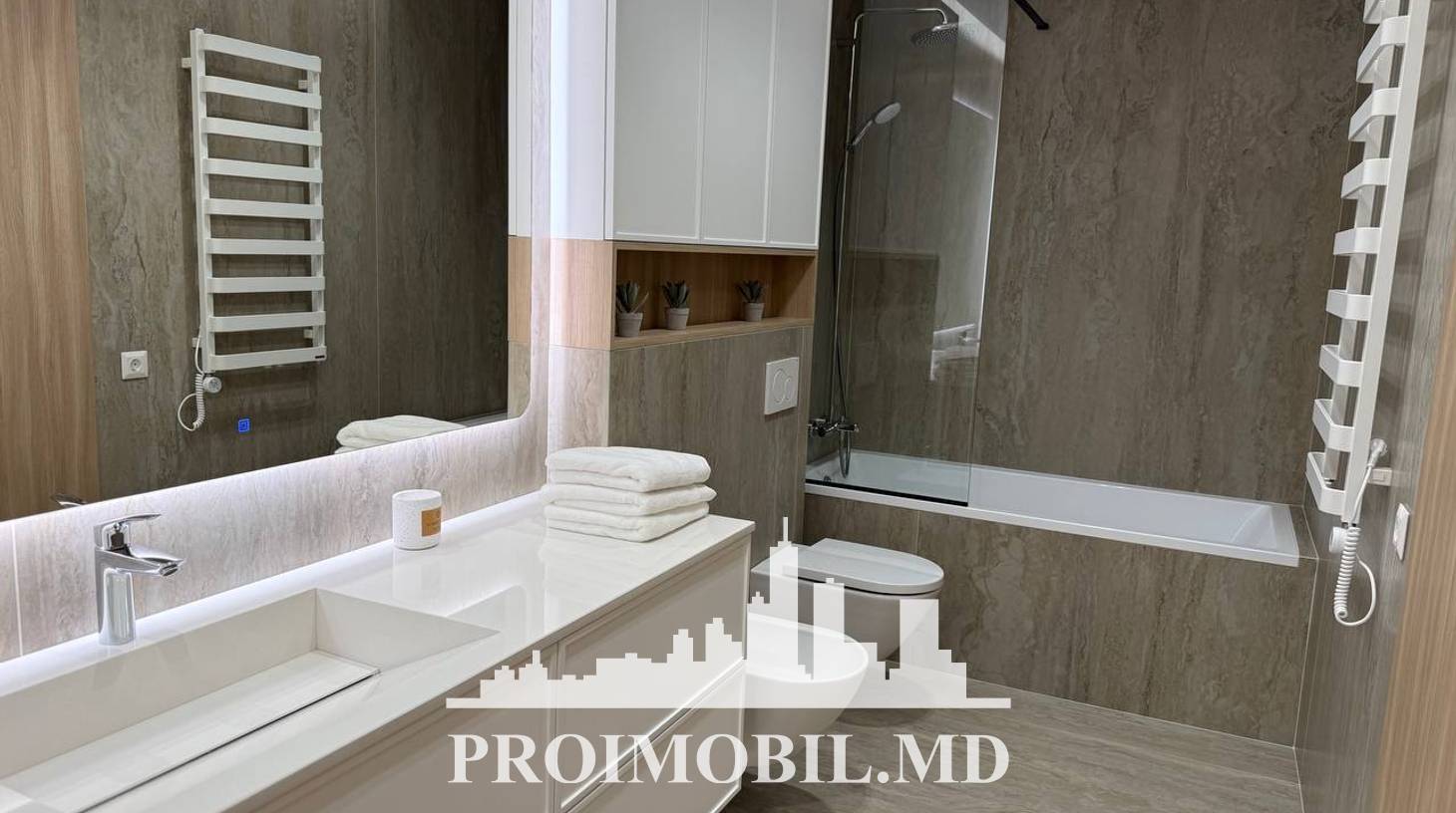 https://images.proimobil.md/mQoZJD8sR3YdTAohmDIYNsu4BhXT3rUmFoAIRV0-Fj0/watermark:0.75:so:0:30:0.39/resize:fill:1460:816:1/gravity:ce/bG9jYWw6Ly8vZXN0YXRlL2xyLzlhNDJhMzBlLTk5YTQtNDQ1YS1hZGIzLWEwYjgyMTJmYzI2Ny5qcGVn