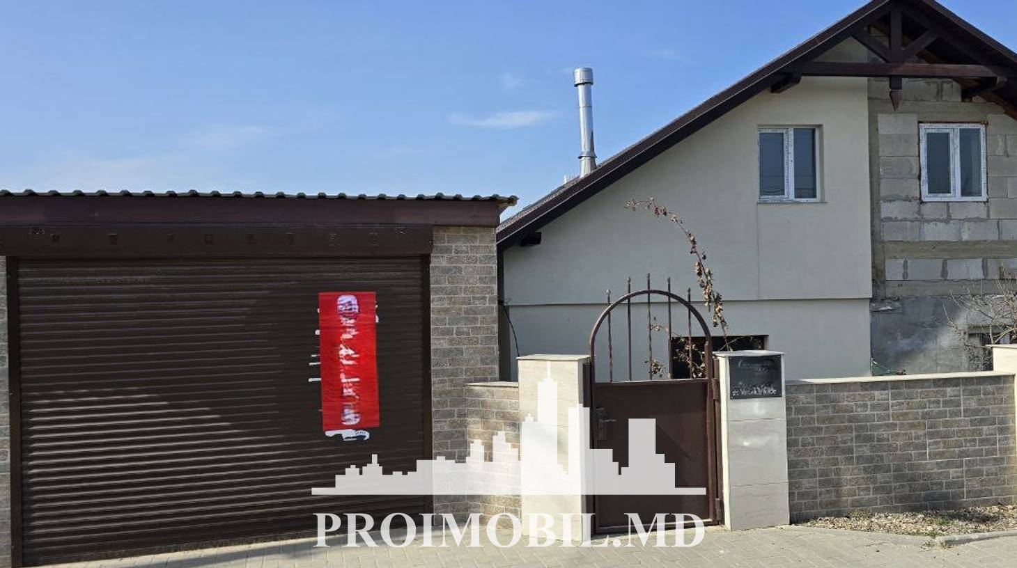 https://images.proimobil.md/mRJRyq-_uEgvALdeDD2nw-3Em4gQjqQ7rCsTdOhjCkQ/watermark:0.75:so:0:30:0.39/resize:fill:1460:816:1/gravity:ce/bG9jYWw6Ly8vZXN0YXRlL2xyL2JhYjQ1ODgxLTJhMGYtNDIyMi1iYWQ3LWYzNGRhYmVkMzZiNS5qcGVn