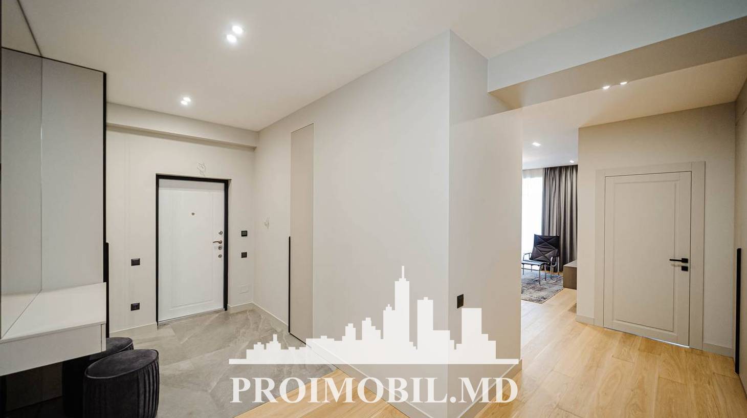 https://images.proimobil.md/mUi-8pcCuttT1Xi84PcHJd7Vn3y1eUJDt6rfck09GmA/watermark:0.75:so:0:30:0.39/resize:fill:1460:816:1/gravity:ce/bG9jYWw6Ly8vZXN0YXRlL2xyLzA5NTliMGQ4LThmYTAtNGVlMi1iNGNmLWEzZjVjZTRiZDZkNy5qcGVn