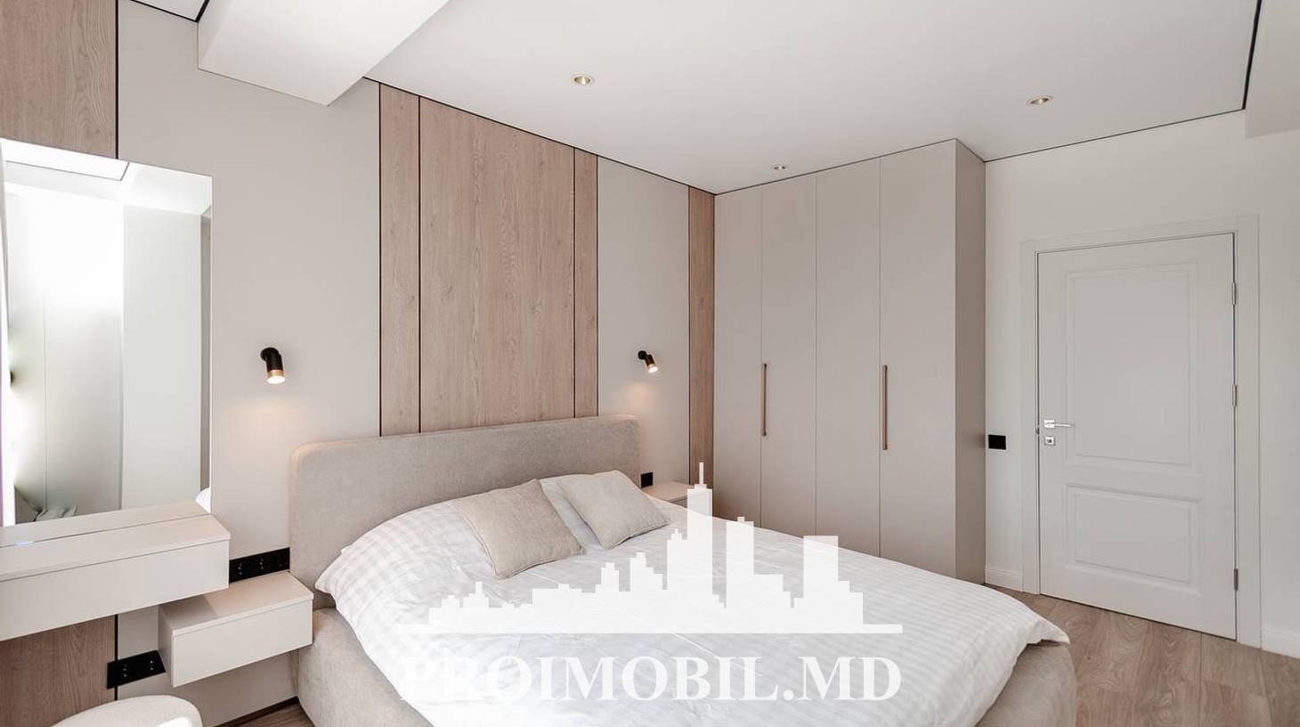 https://images.proimobil.md/mWZ7_0-CMnh5z5_hLXKSCnU8sY9raR7I01hWms1KDH0/watermark:0.75:so:0:30:0.39/resize:fill:1460:816:1/gravity:ce/bG9jYWw6Ly8vZXN0YXRlL2xyL2UwYjE5ZDU2LWI1MzAtNDI0MS1hOGExLTliY2U1Mjk0OTU5YS5qcGVn