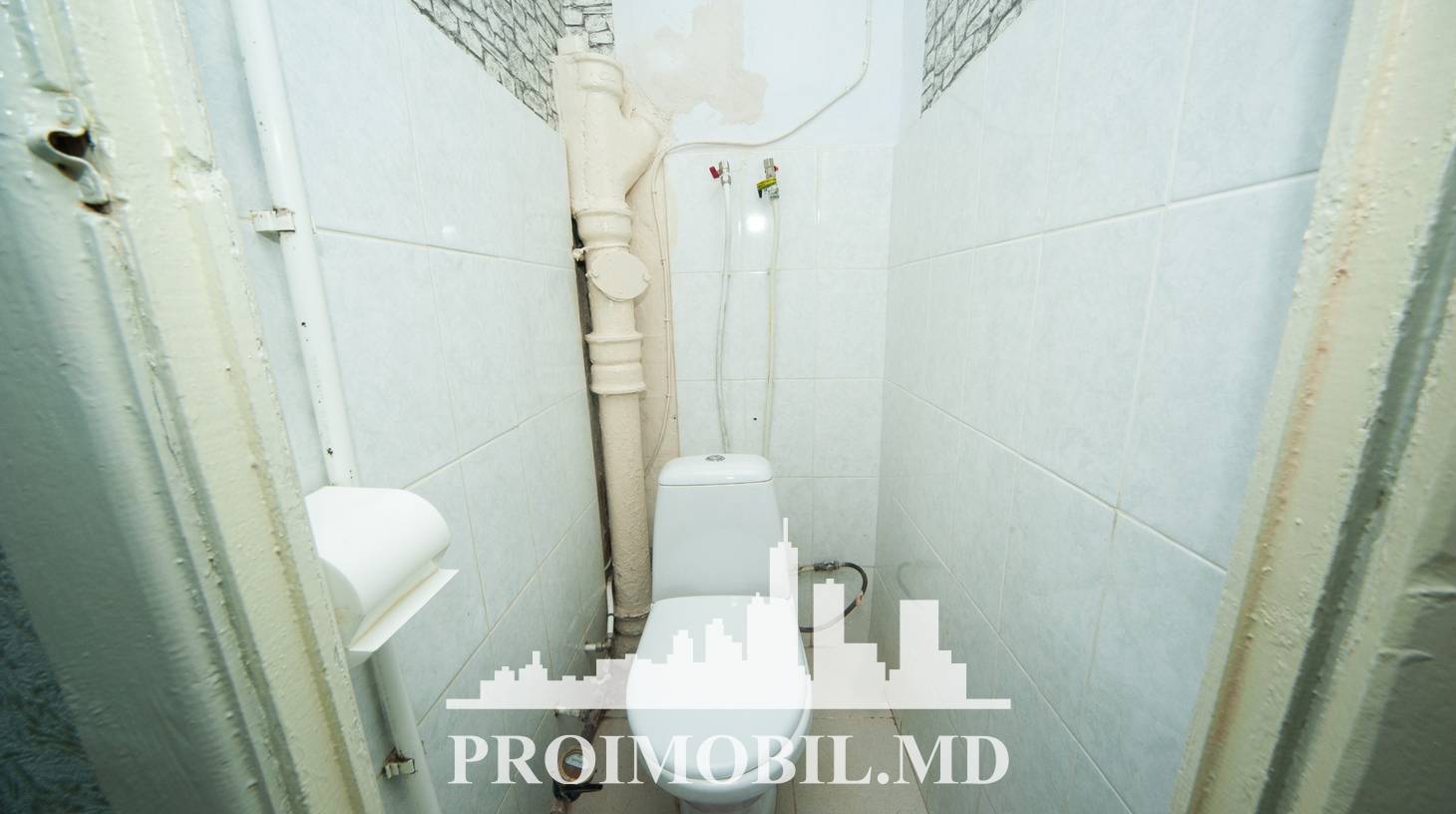 https://images.proimobil.md/mX6xGJFq_NHETzqbuNx9Dh63aJL0UvfWFYuWAa1A9mE/watermark:0.75:so:0:30:0.39/resize:fill:1460:816:1/gravity:ce/bG9jYWw6Ly8vZXN0YXRlL2xyL2Q0YzM4MWU1LTU3NDQtNDlkMy05NGE5LTNjYzY3YjMxNjcyMS5qcGVn