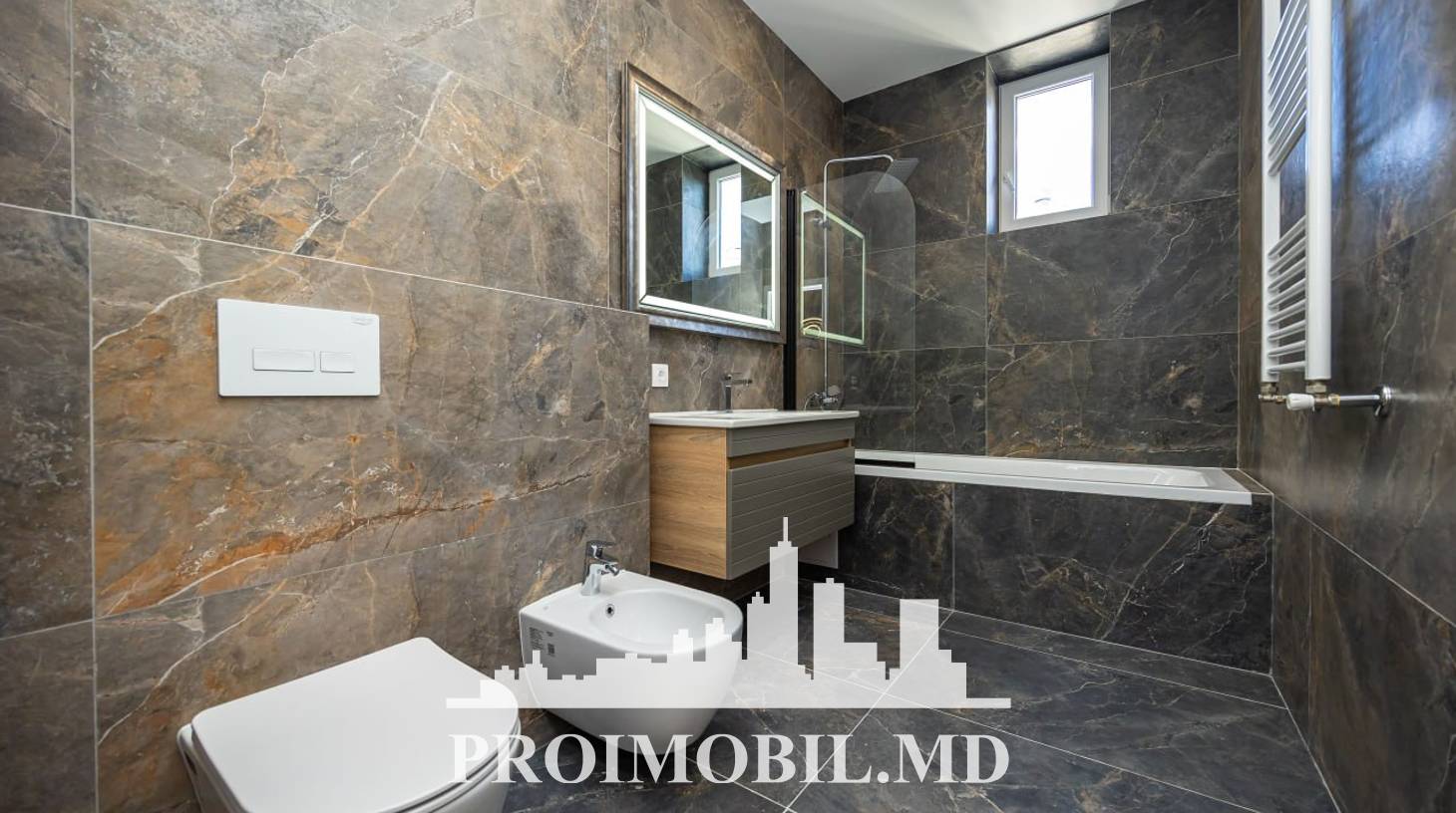 https://images.proimobil.md/mYPMrKt9RV2ChNJALSKp40unZ11UmdrIi3VXRmUR60g/watermark:0.75:so:0:30:0.39/resize:fill:1460:816:1/gravity:ce/bG9jYWw6Ly8vZXN0YXRlL2xyLzdmMmJmNDQxLTMzYzAtNGYwZi04YjE5LWQ4NjNkMTFlY2NhZC5qcGVn
