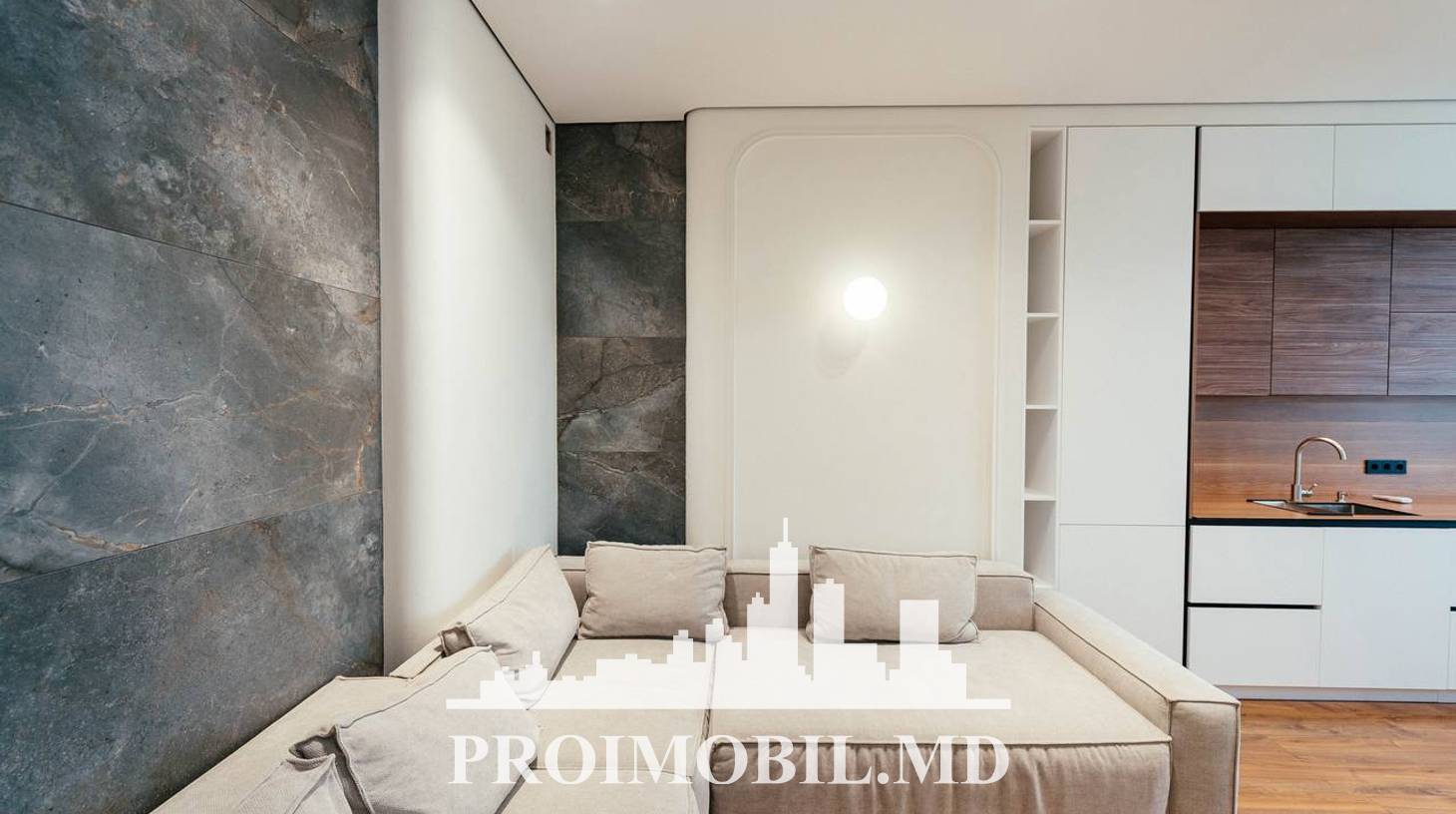 https://images.proimobil.md/mZLsrtebKP78eCVCvekUoSNPqxL6E9Ymn-I2HUZFDv8/watermark:0.75:so:0:30:0.39/resize:fill:1460:816:1/gravity:ce/bG9jYWw6Ly8vZXN0YXRlL2xyLzI2NmY2MGM5LWRkNzYtNDkxNS1hODEwLTljYmY2ODZmNWU5Yy5qcGVn