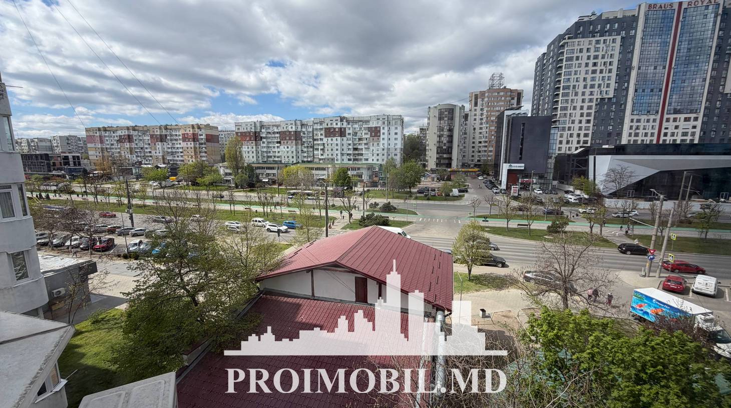 https://images.proimobil.md/m_PKuN5BFVGolecFH3mNqi06JyKshb6y9n6L4h1MxJc/watermark:0.75:so:0:30:0.39/resize:fill:1460:816:1/gravity:ce/bG9jYWw6Ly8vZXN0YXRlL2xyLzY3YjNhMmY4LWNkNzctNDhjZS05N2UxLWMzOTQ5NmNkMzhiMC5qcGVn