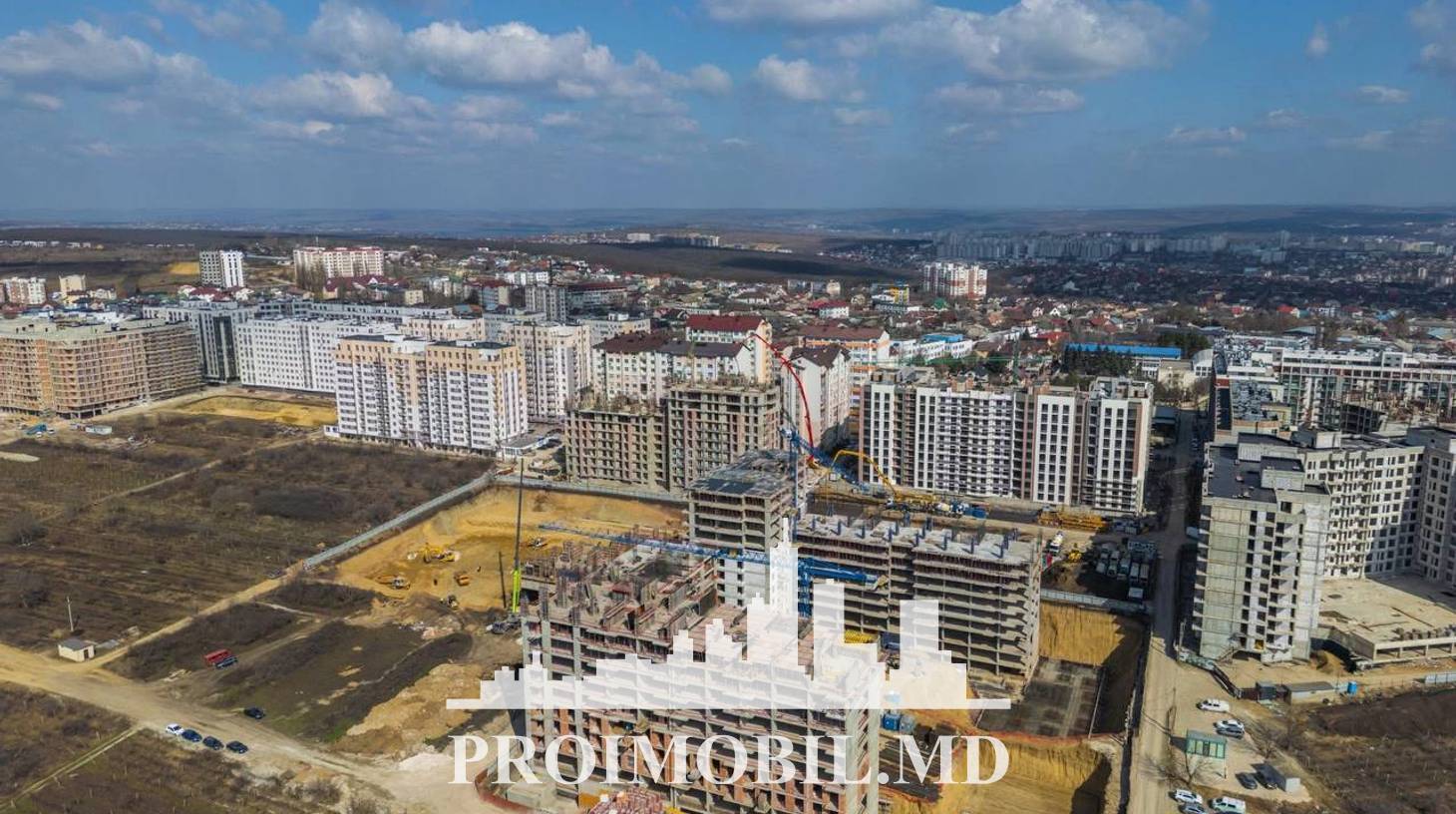 https://images.proimobil.md/maHnzO7aJsAZNET9Glr5Js_VNIcxBMBoXNhfVOvBrqY/watermark:0.75:so:0:30:0.39/resize:fill:1460:816:1/gravity:ce/bG9jYWw6Ly8vZXN0YXRlL2xyL2ZlOWFlZmIzLTVmZGYtNDM3NS04NDBiLThhMWNlMWMwM2M4Ni5qcGVn