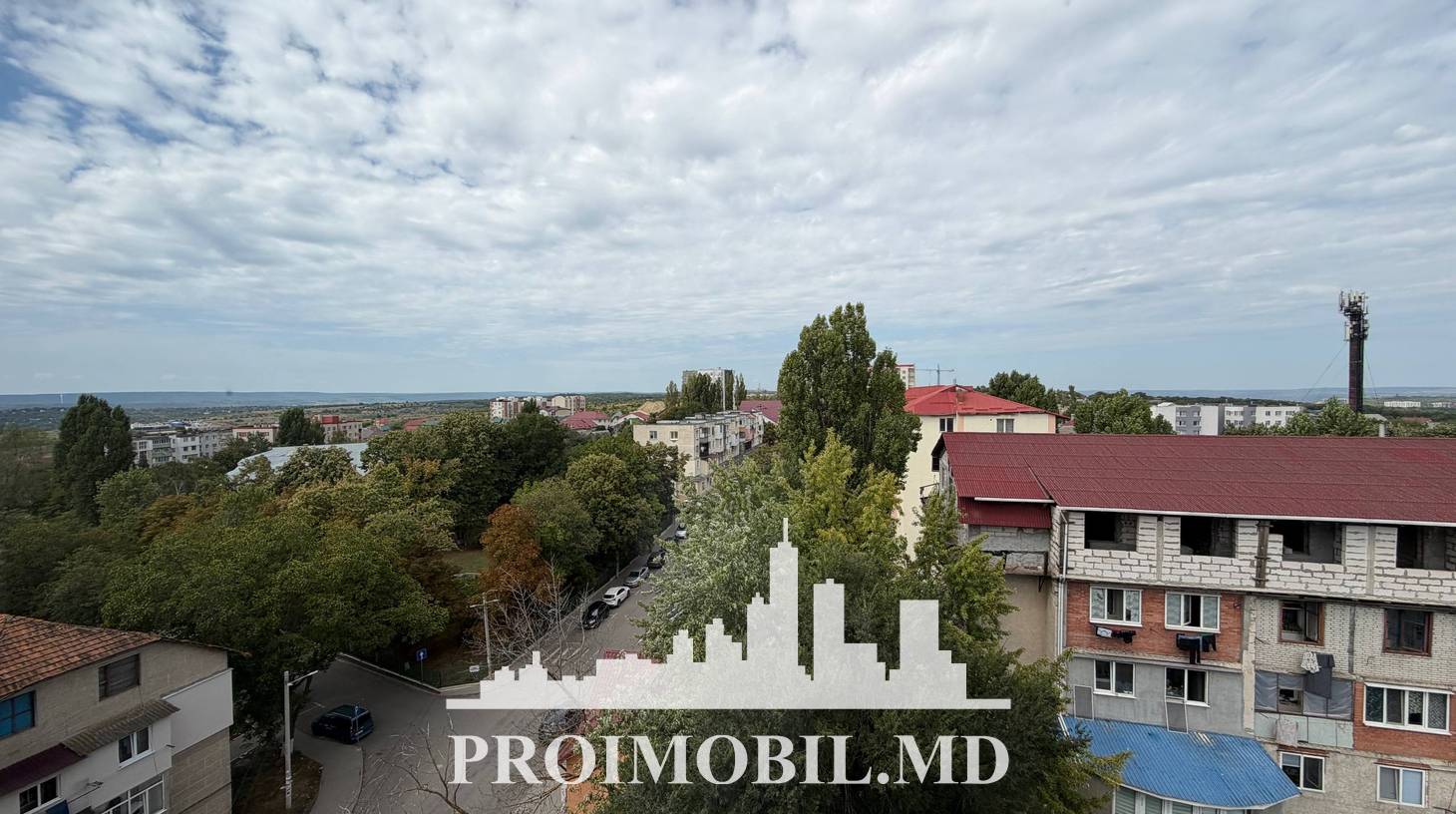 https://images.proimobil.md/mgIbrwCeYQKN3gbgtcvrnO1TSxs6XDXdxbN65IHc27s/watermark:0.75:so:0:30:0.39/resize:fill:1460:816:1/gravity:ce/bG9jYWw6Ly8vZXN0YXRlL2xyL2M3OGNjMmVjLWEwMTUtNDg3NS05MGQ3LTg0YjdlMzc0YmU4Ny5qcGVn