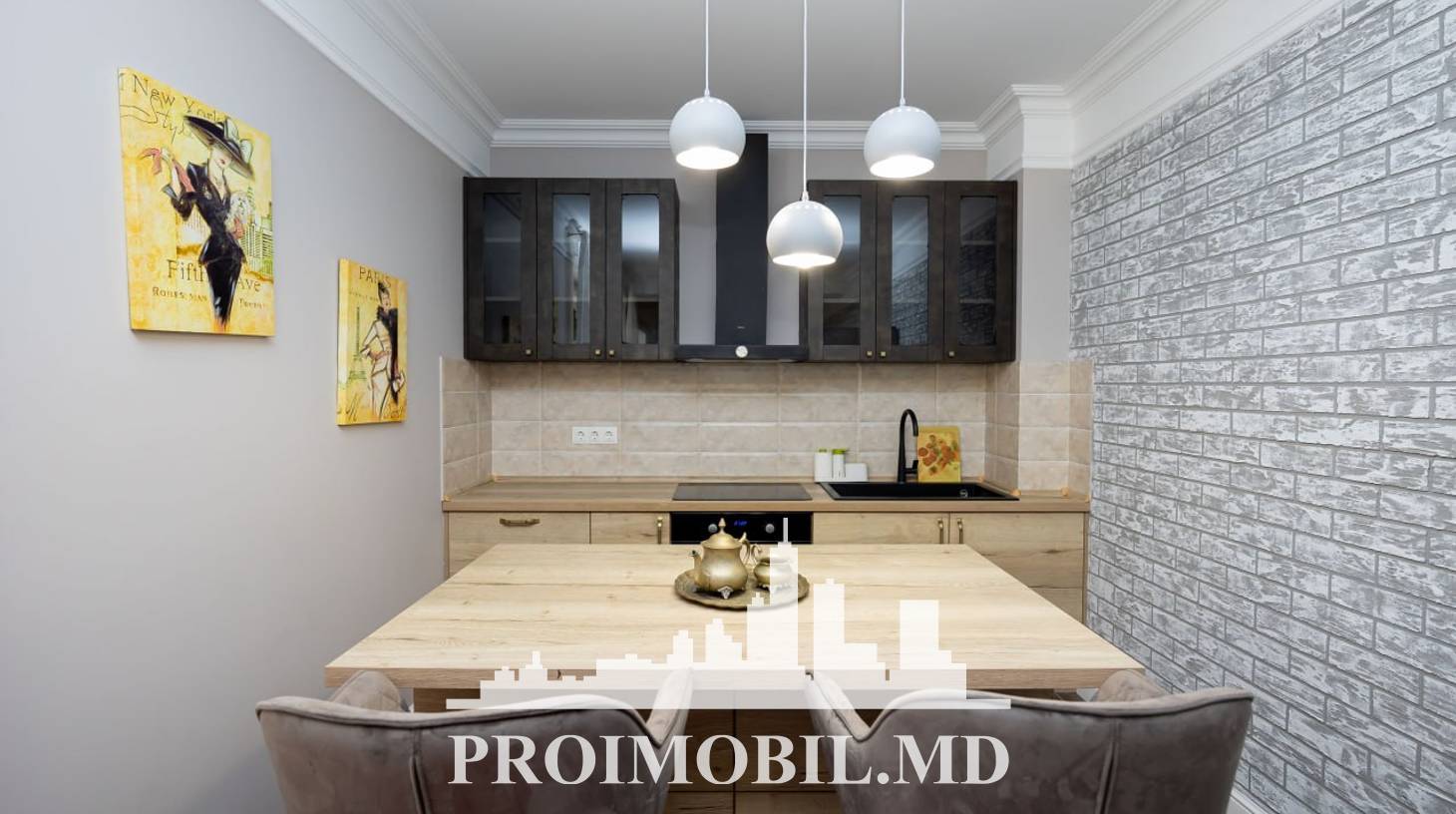 https://images.proimobil.md/miHrZG_bwdeZiWQblFrVtbq1hWnRNL0TDiDELJ7_bGA/watermark:0.75:so:0:30:0.39/resize:fill:1460:816:1/gravity:ce/bG9jYWw6Ly8vZXN0YXRlL2xyL2UzYjJlM2M5LWY0MWYtNGViYS05YzIxLThmYmY4MDMyOTMzNS5qcGVn